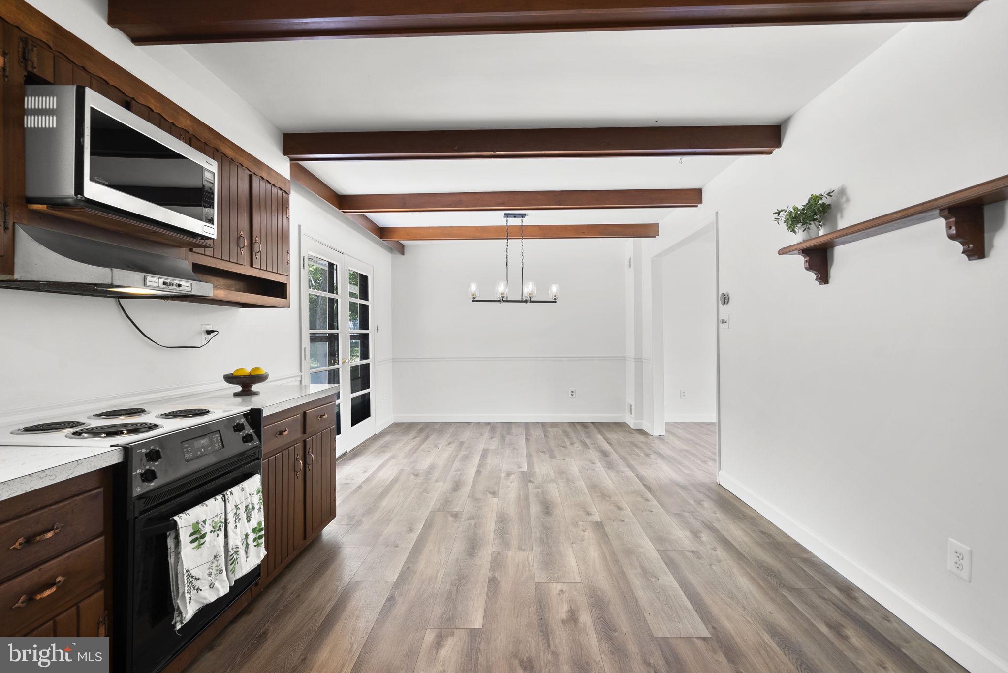 CALVERTON - Residential