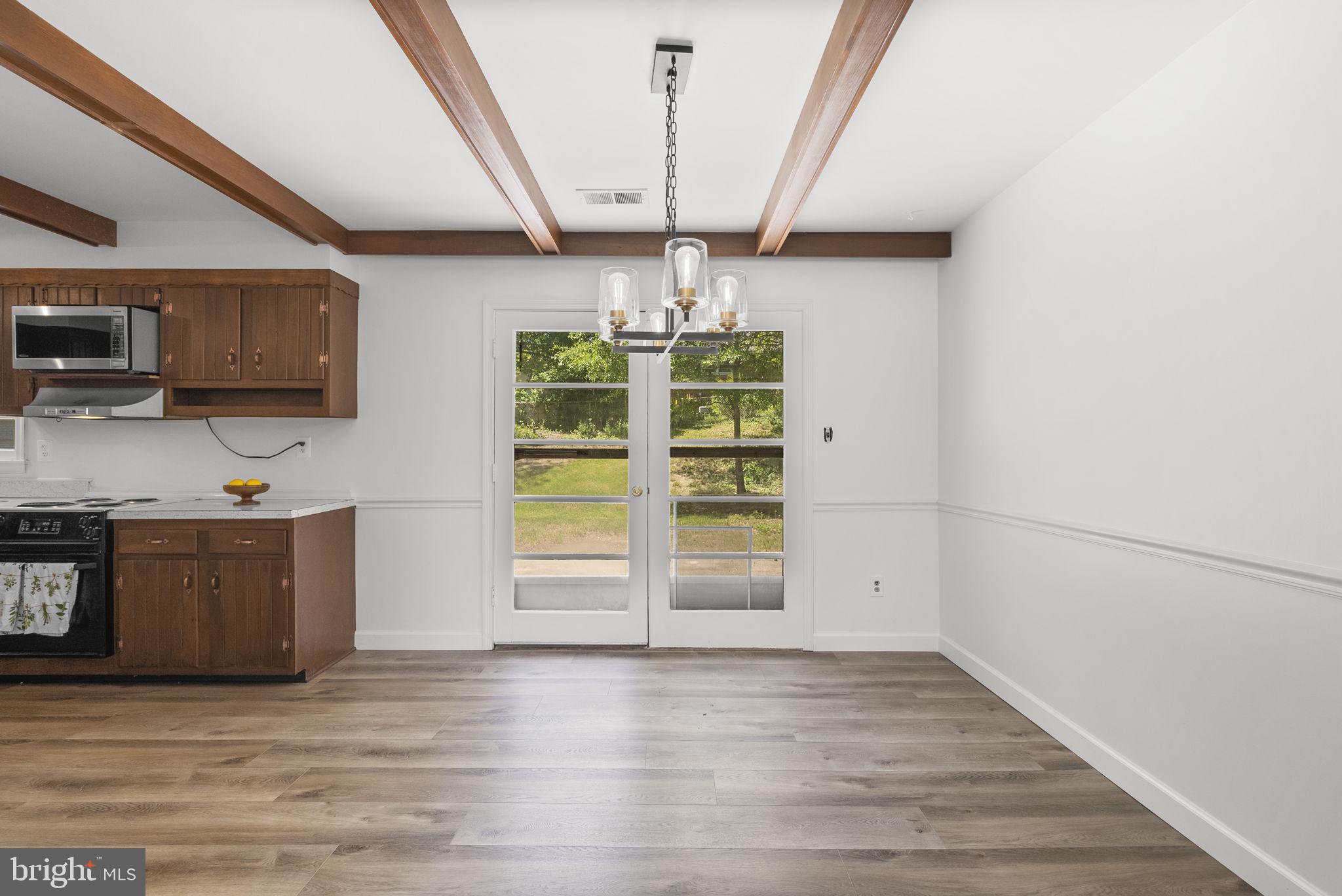 CALVERTON - Residential