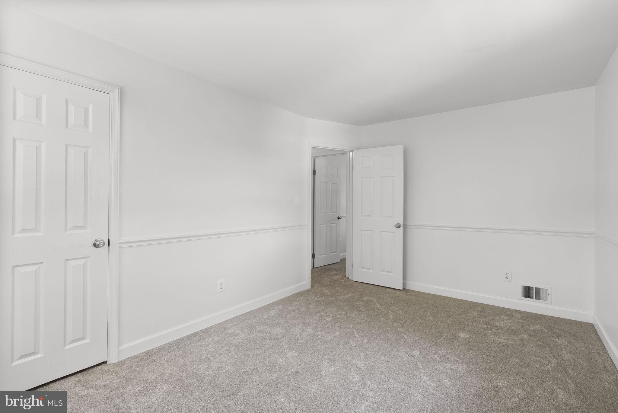 CALVERTON - Residential