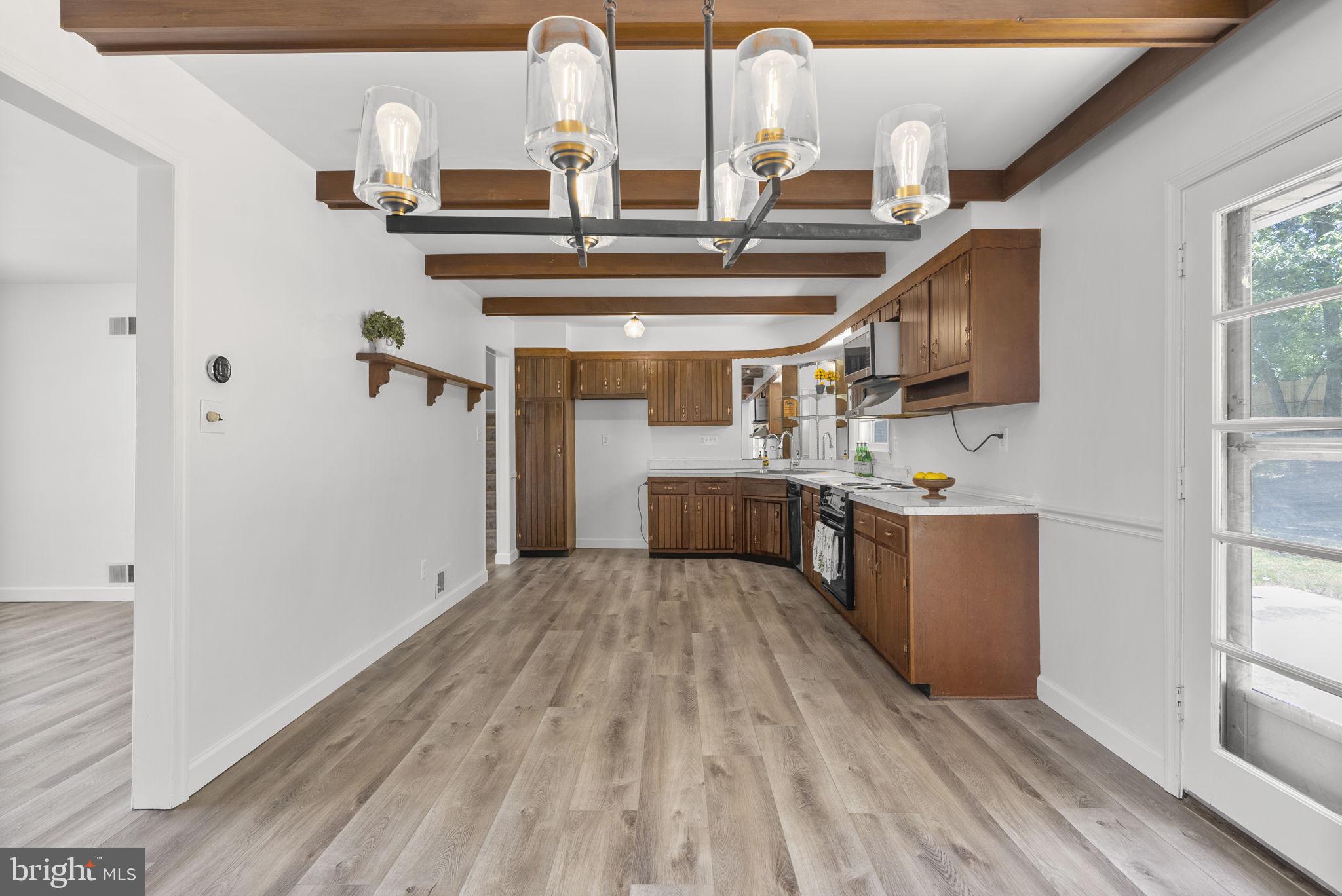 CALVERTON - Residential