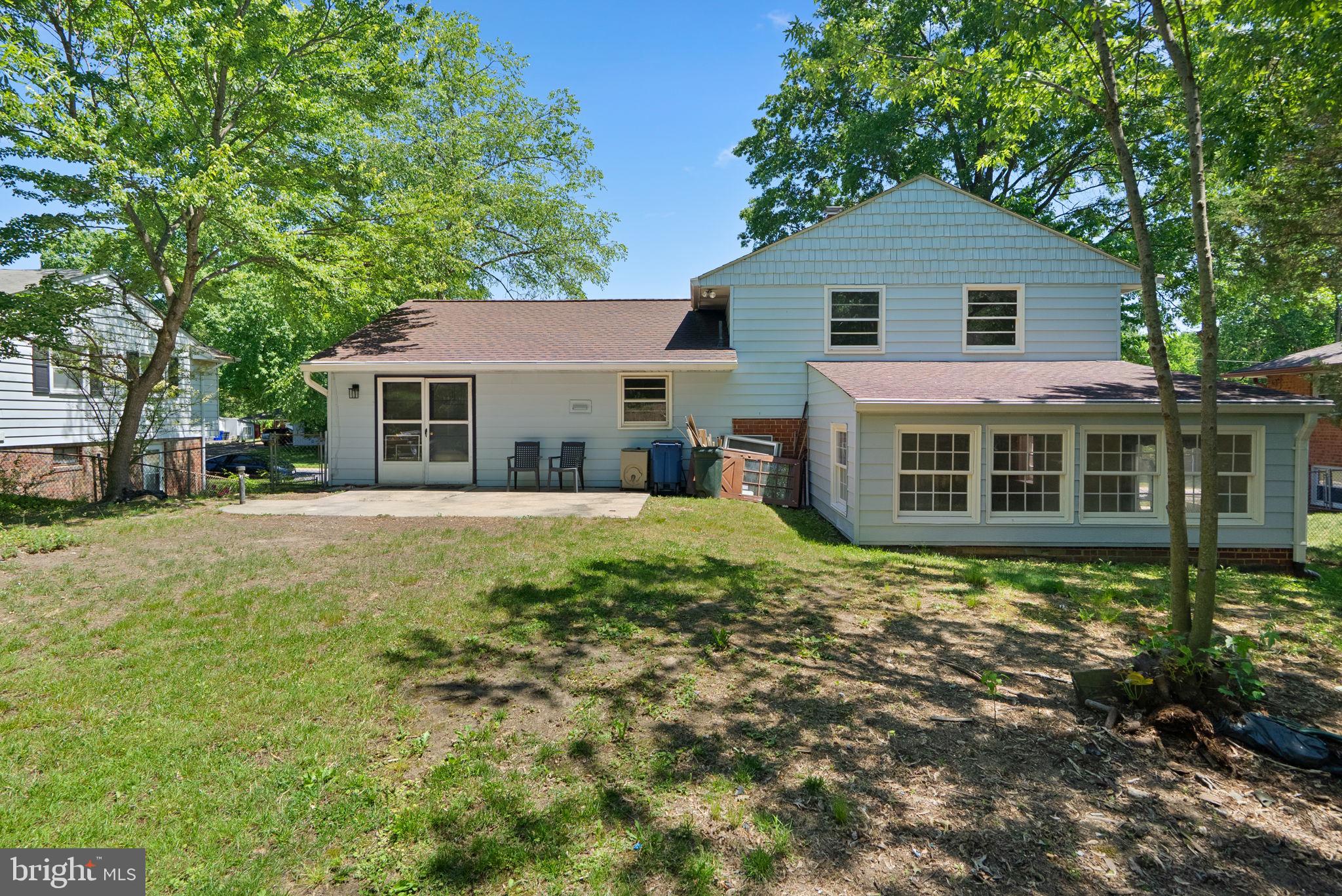 CALVERTON - Residential