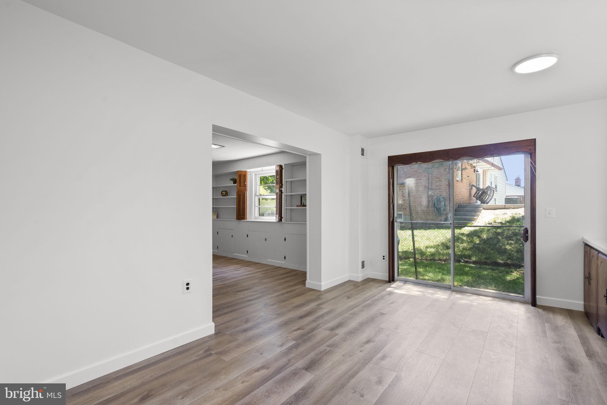 CALVERTON - Residential