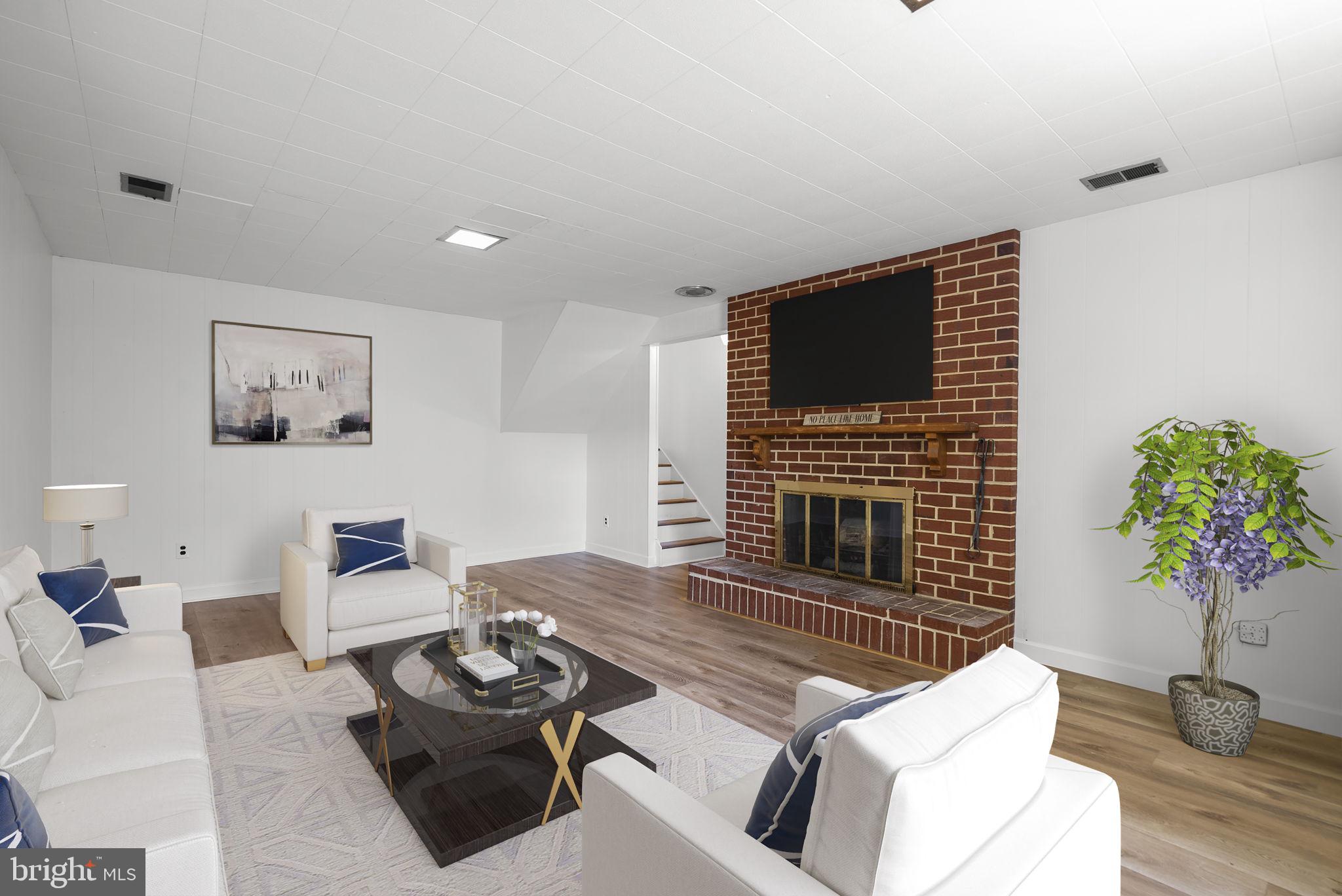CALVERTON - Residential
