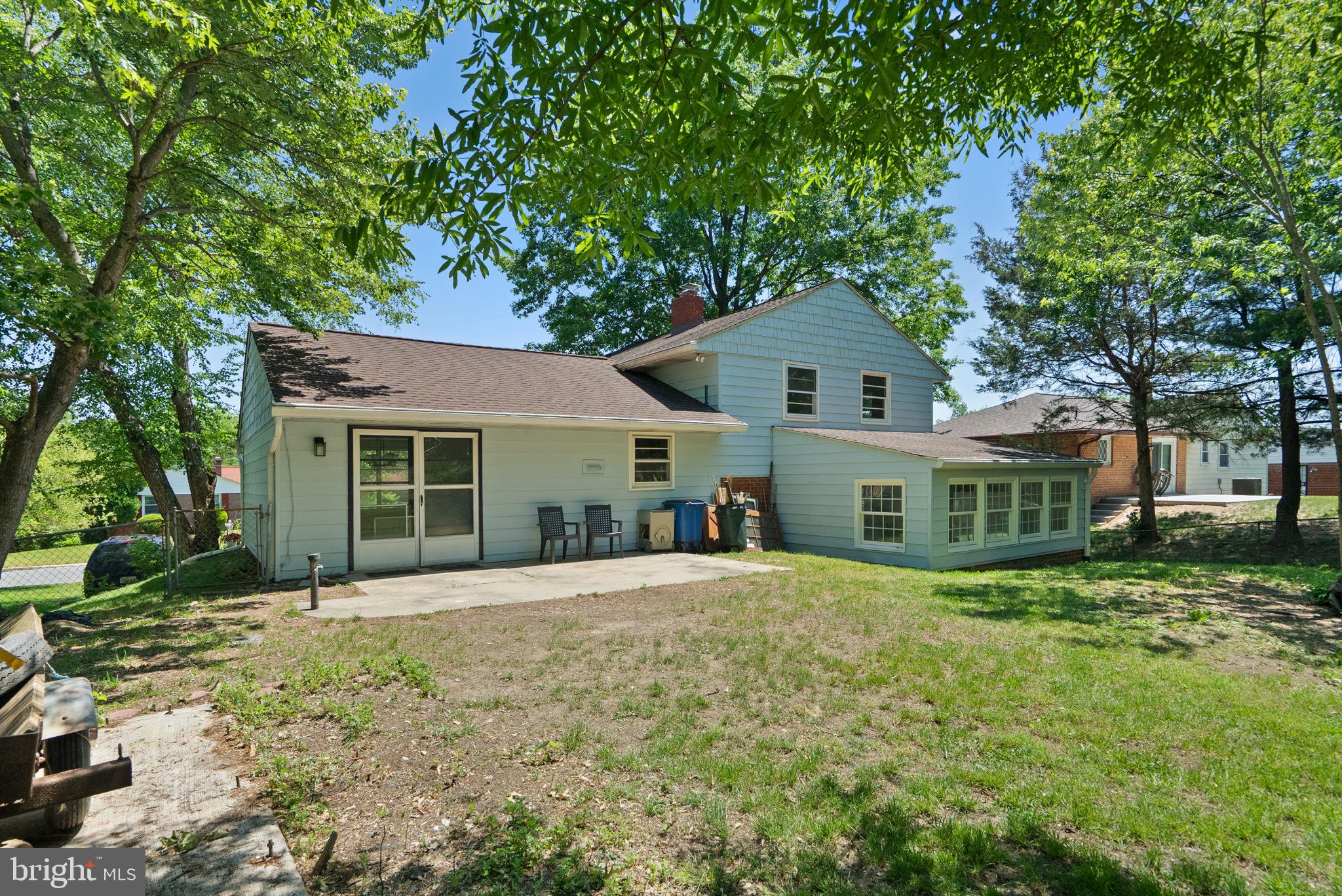 CALVERTON - Residential