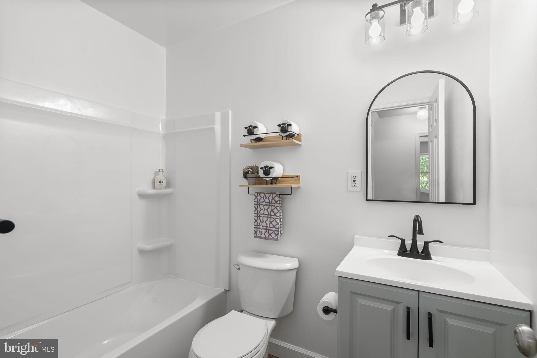 CALVERTON - Residential
