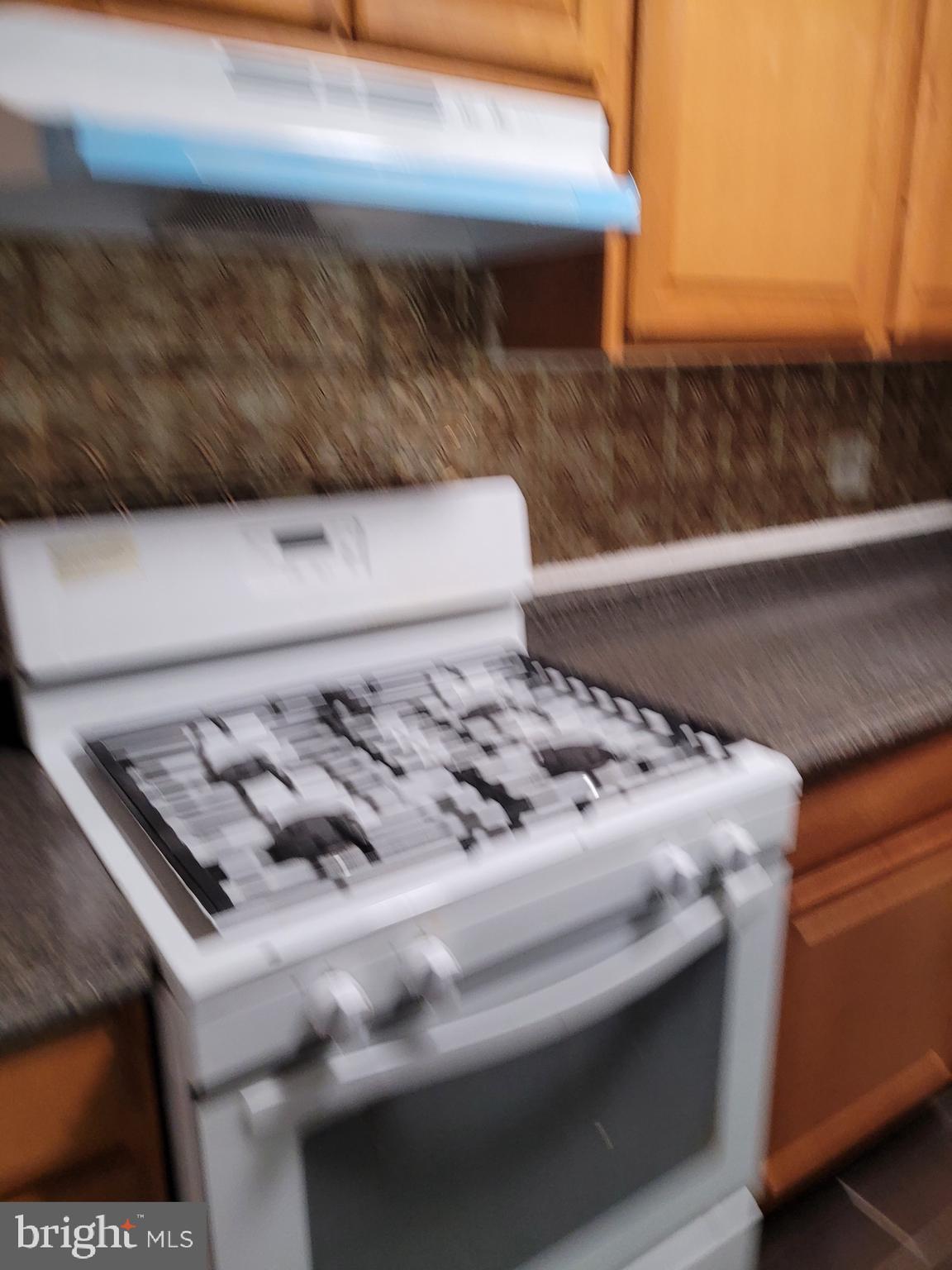 HUNTCREST CONDOMINIUM - Residential Lease