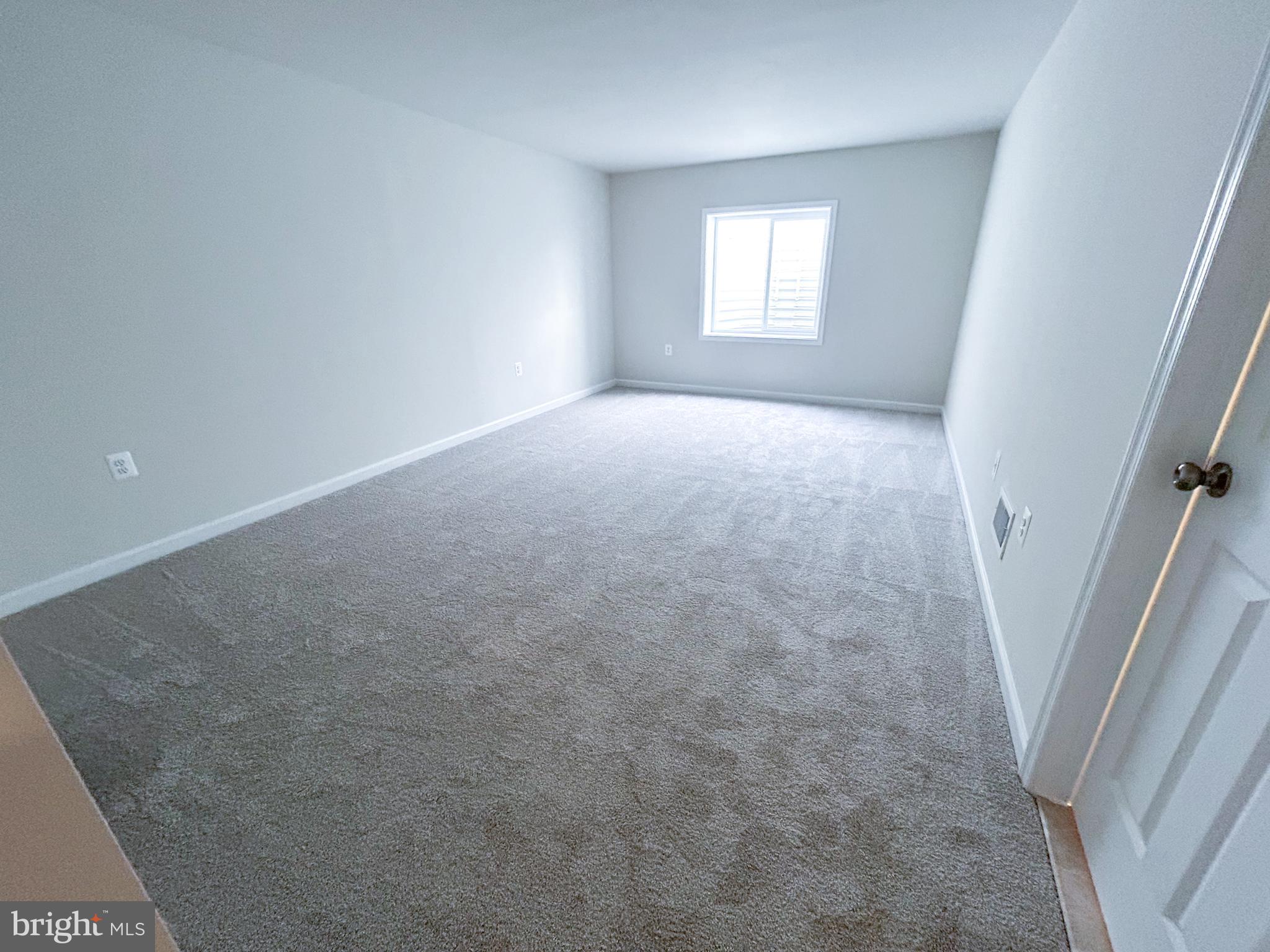 HIATT POINTE AT SNOWDEN BRIDGE - Residential