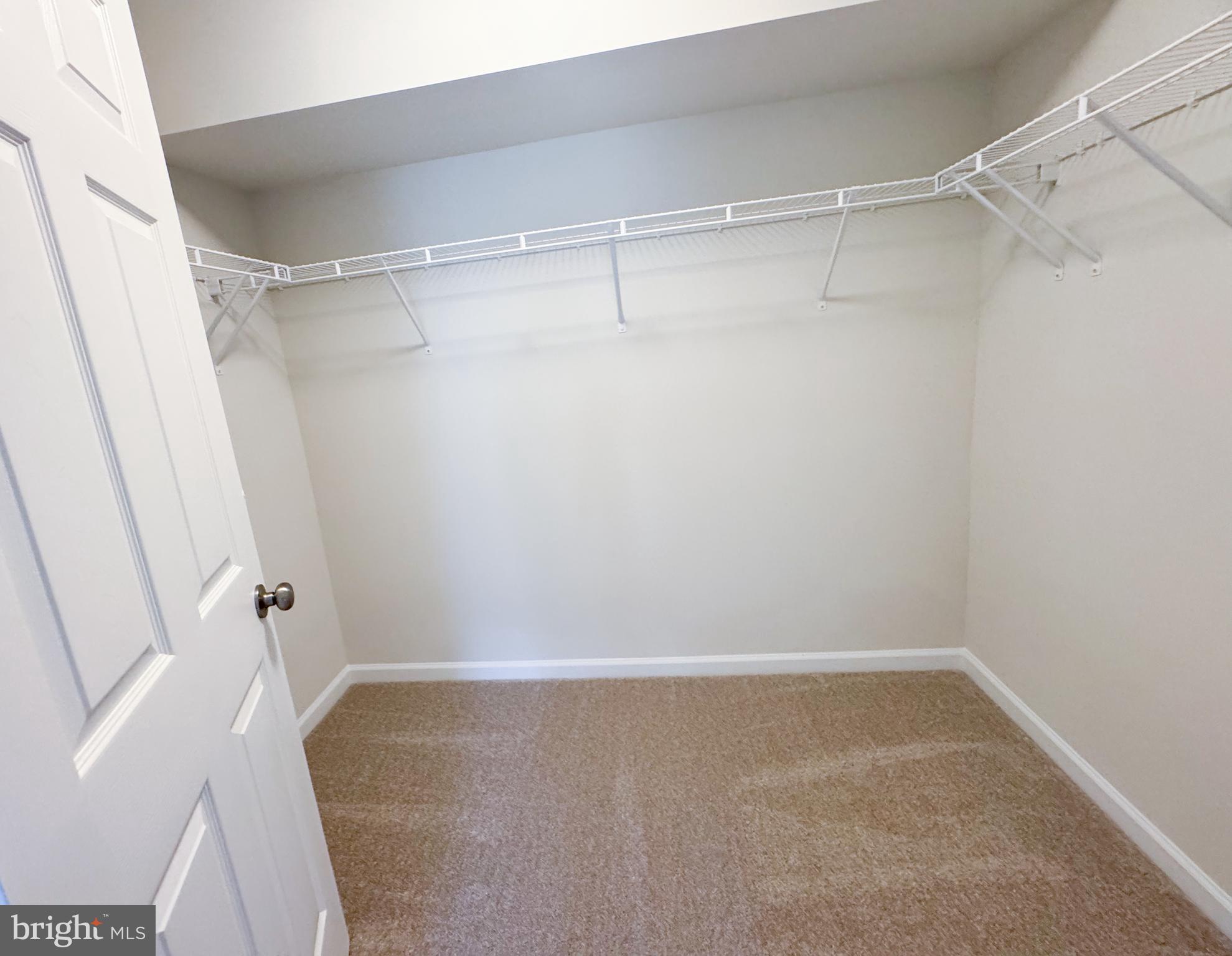 HIATT POINTE AT SNOWDEN BRIDGE - Residential