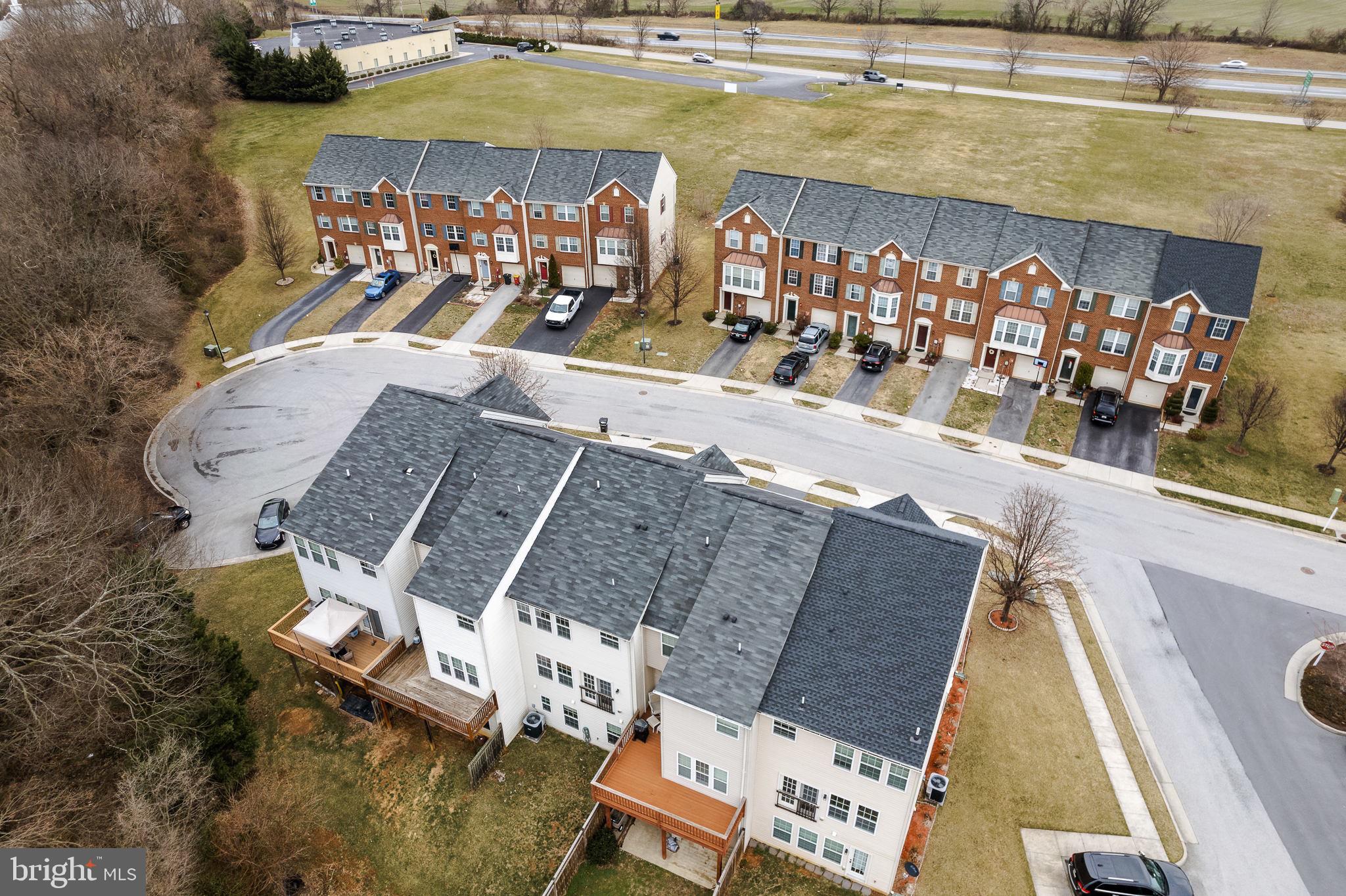 WINDMILL CROSSING - Residential