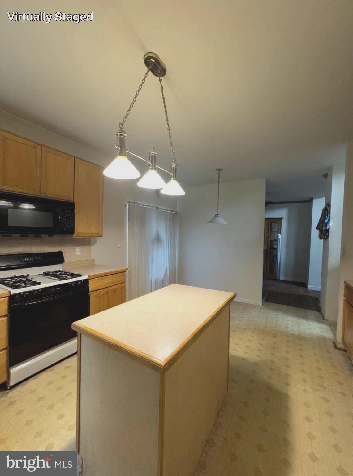 22 WINDY KNOLL DRIVE