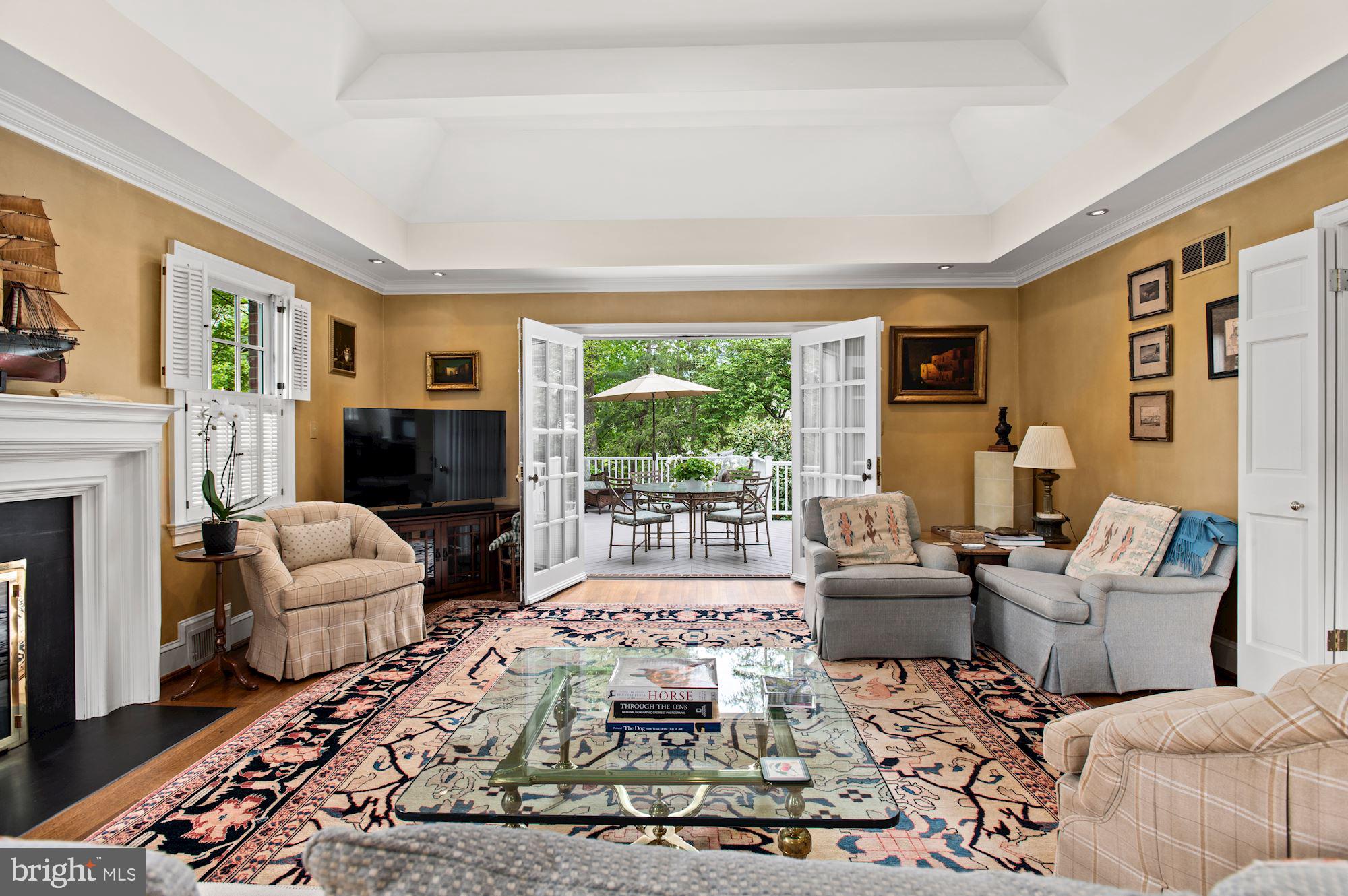 SPRING VALLEY - Residential