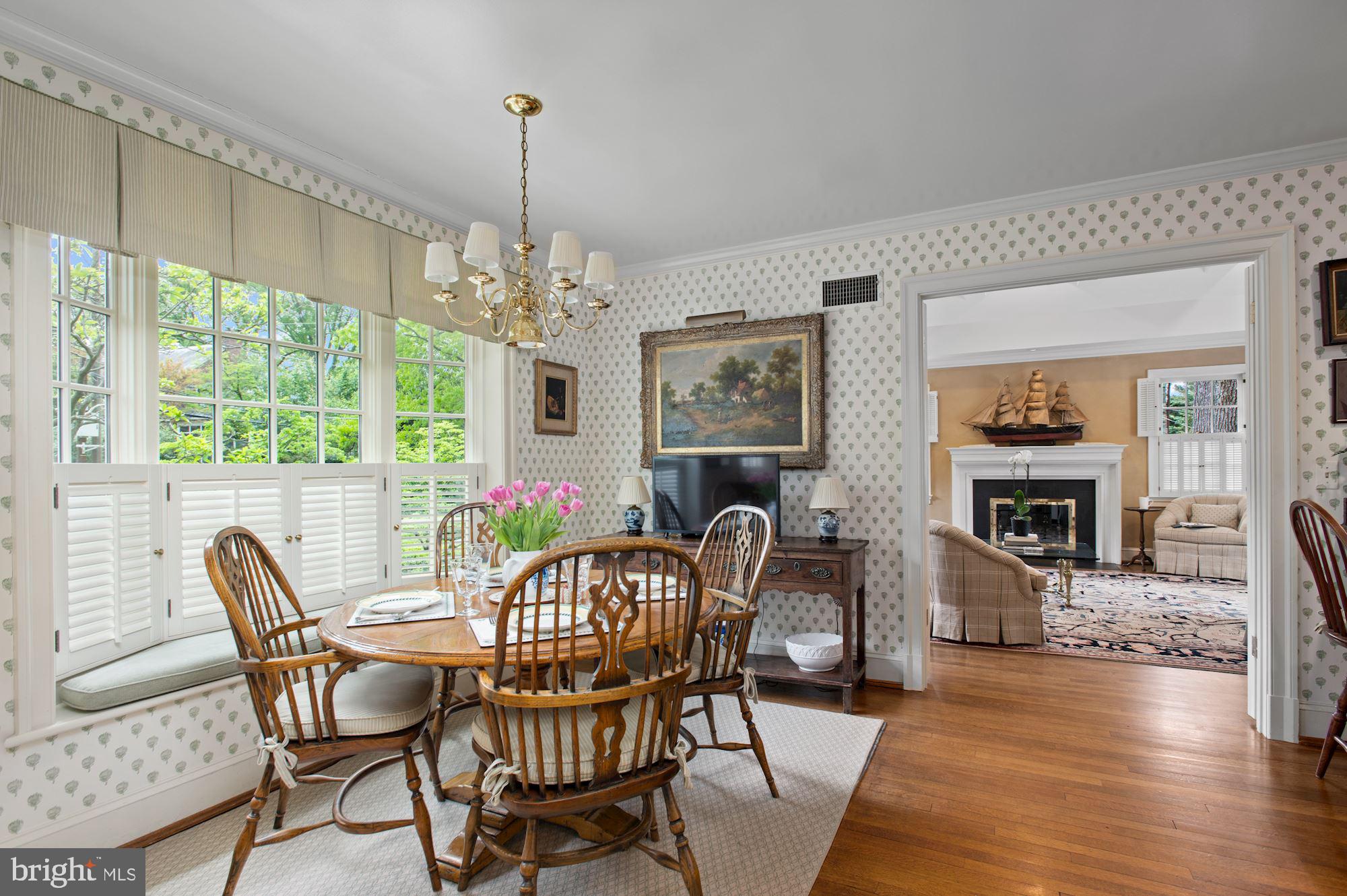 SPRING VALLEY - Residential