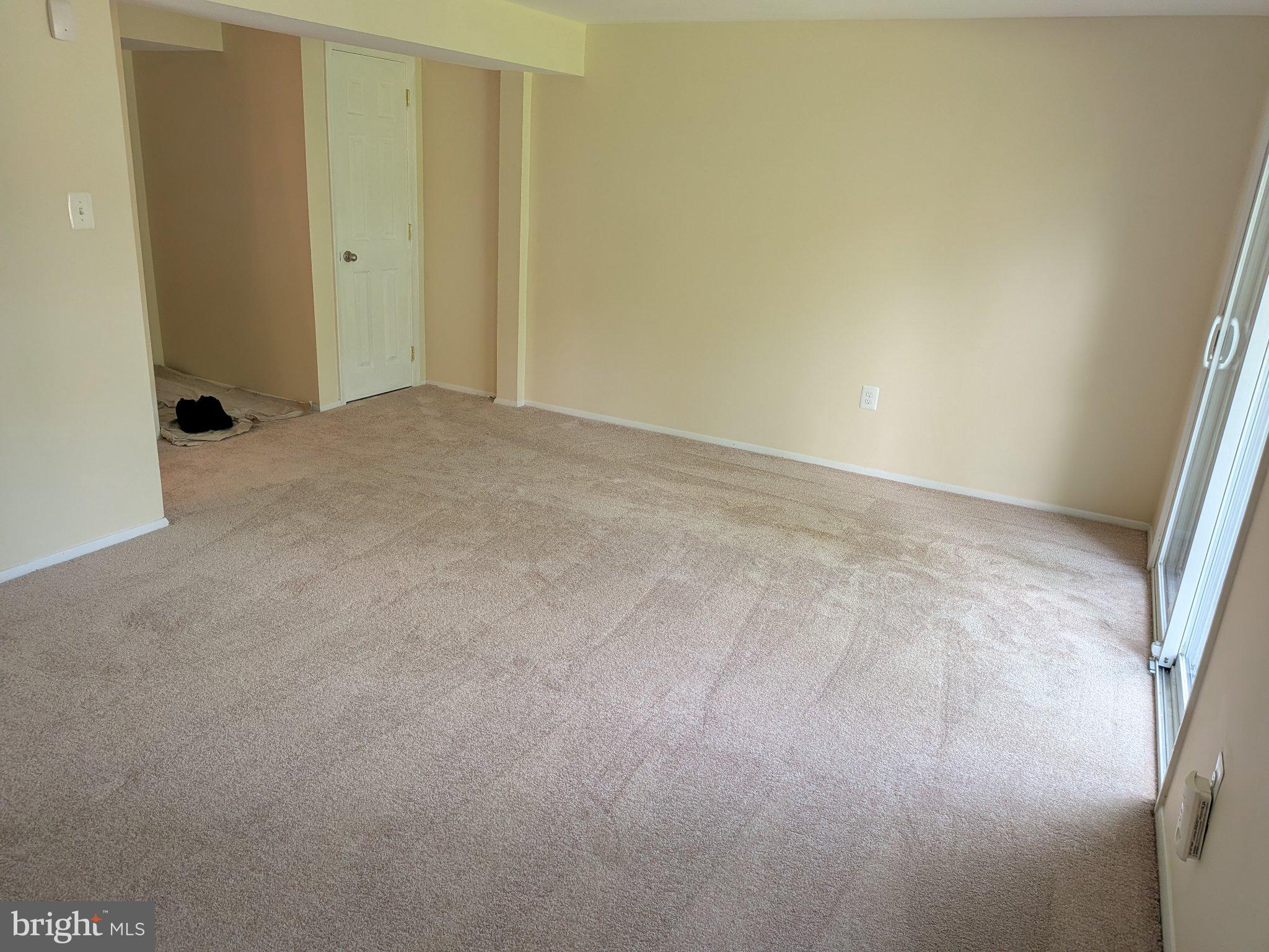 5427 HILDEBRAND COURT