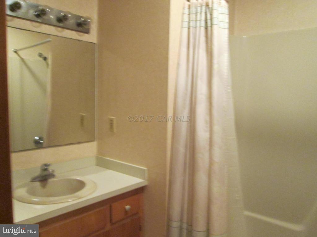 CAINE KEYS II - Residential