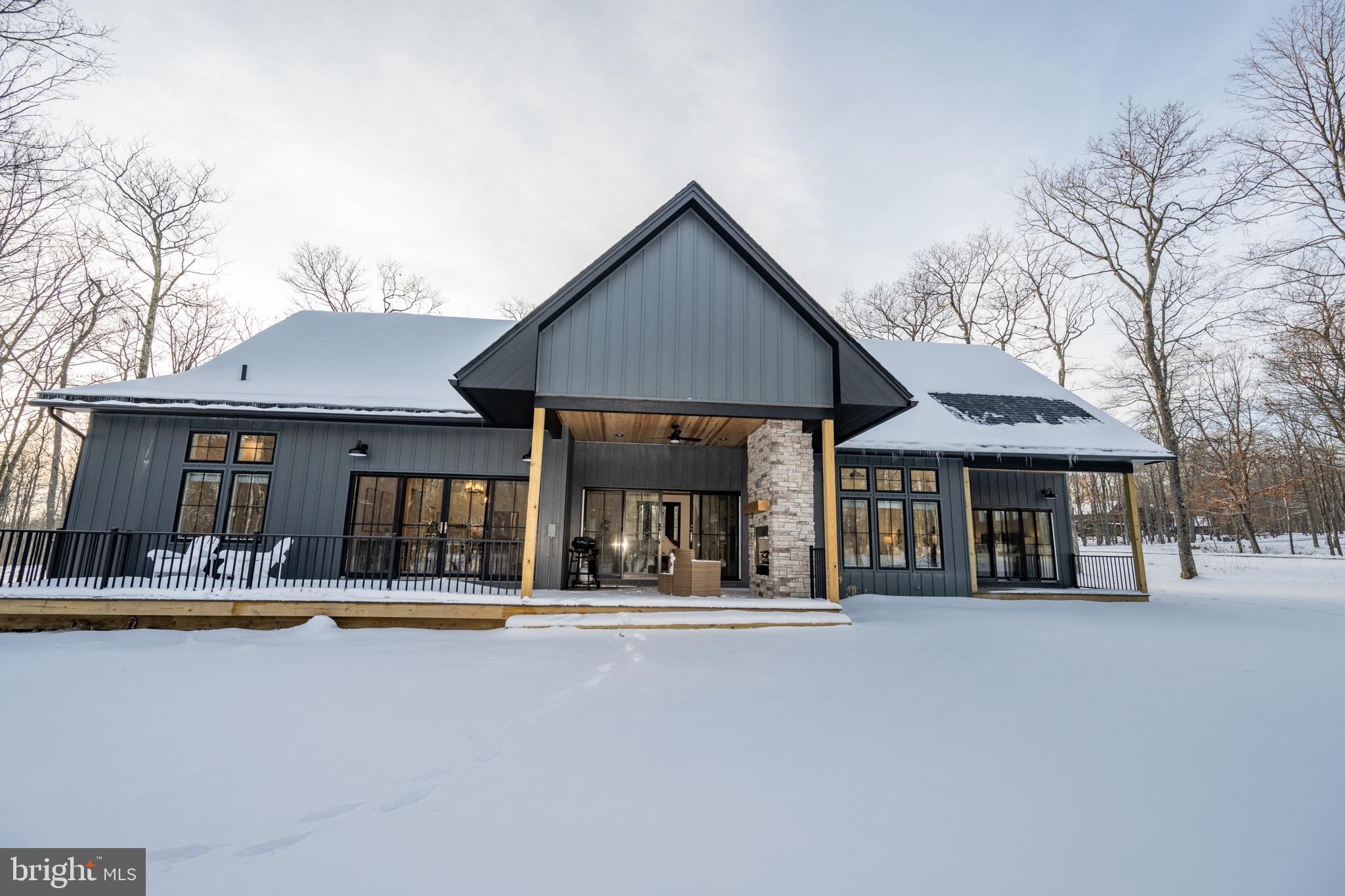 SANDY SHORES HEIGHTS - Residential