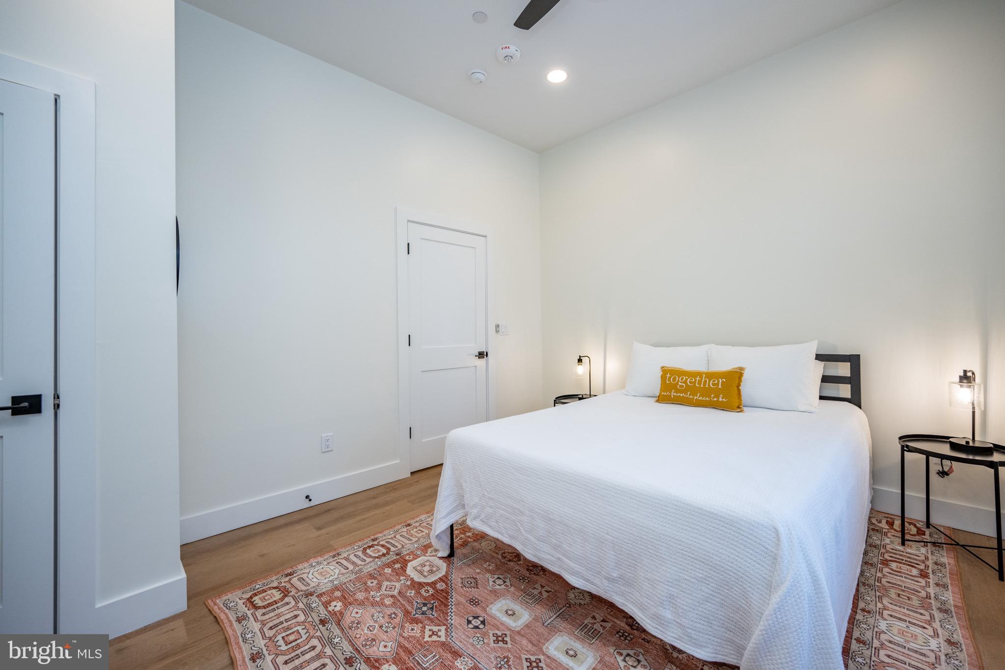 SANDY SHORES HEIGHTS - Residential