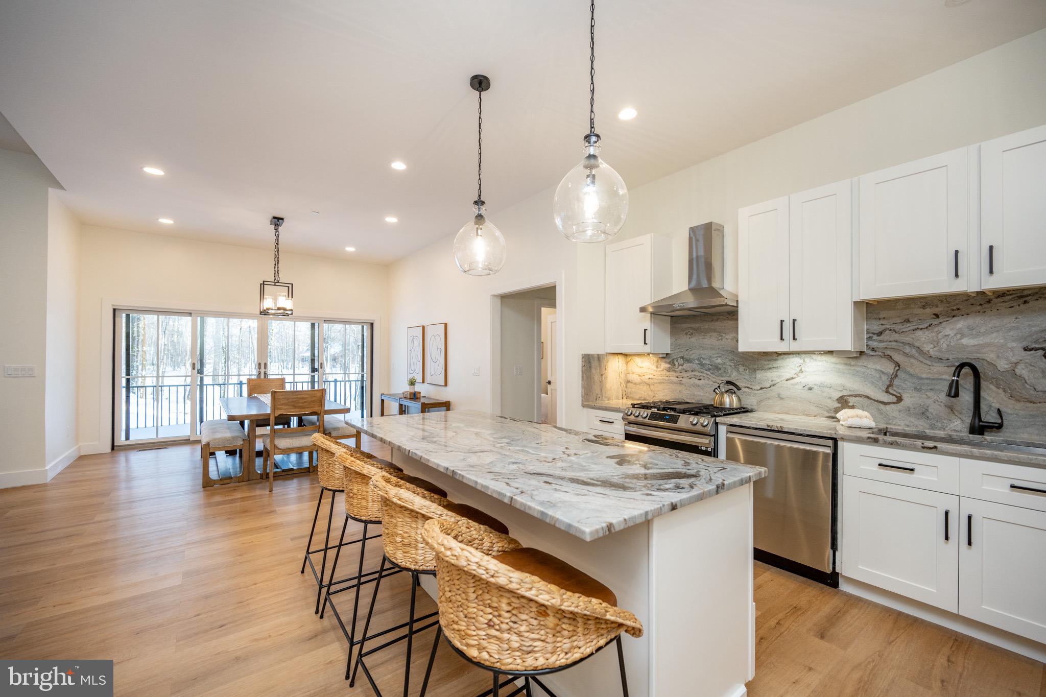 SANDY SHORES HEIGHTS - Residential