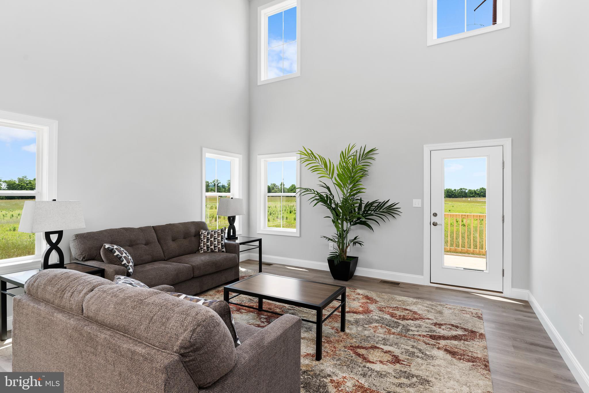 AUTUMN CHASE - Residential