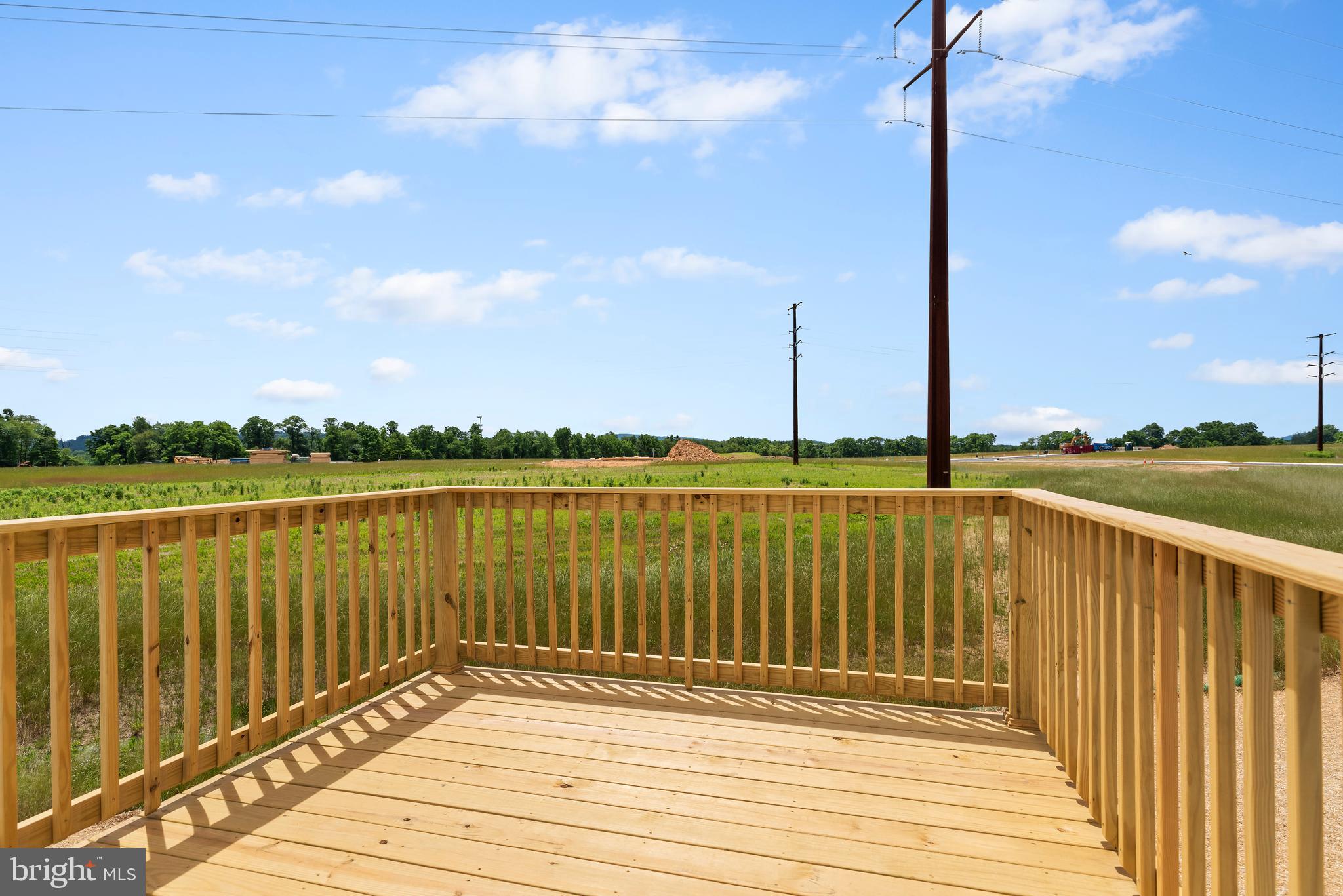 AUTUMN CHASE - Residential