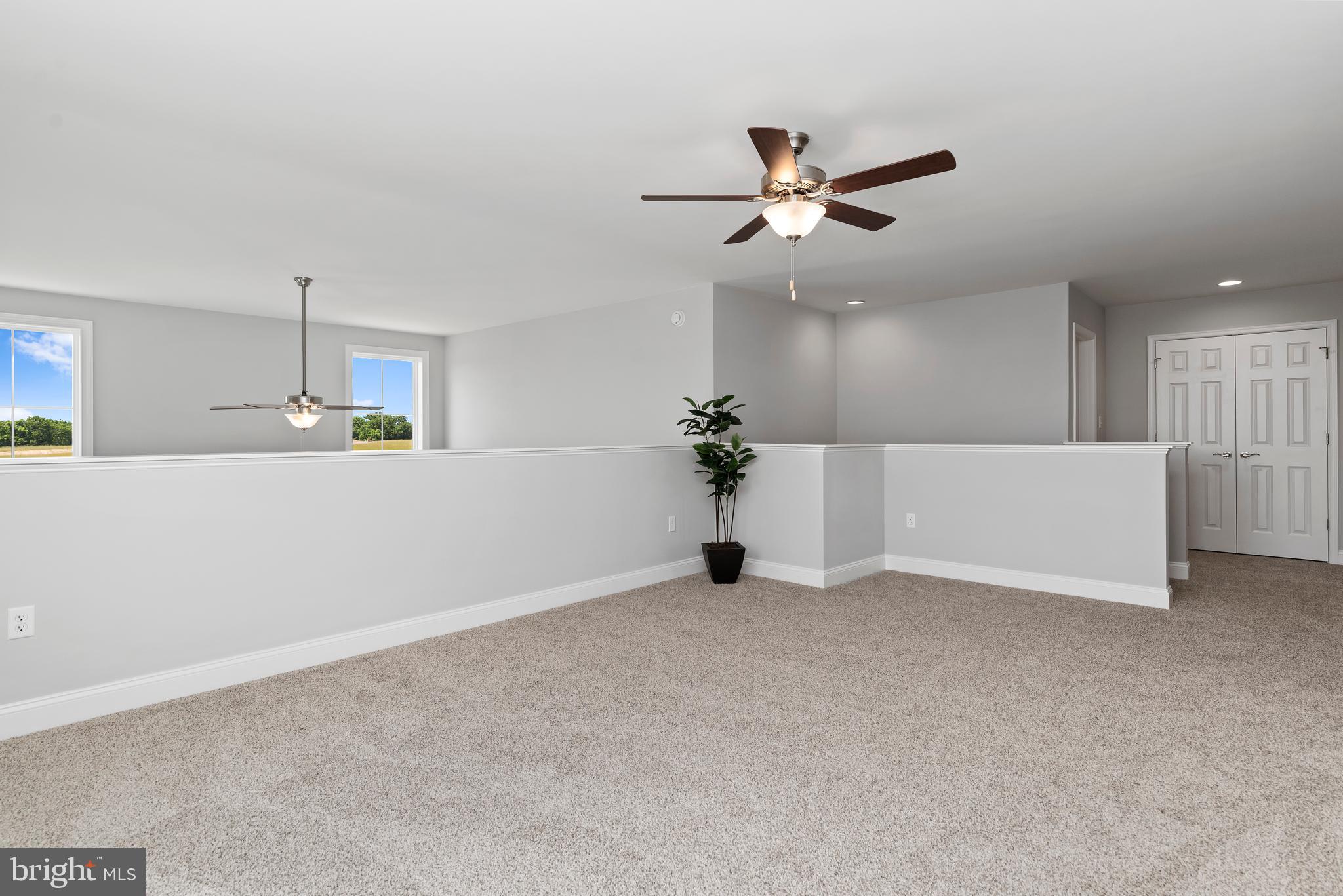 AUTUMN CHASE - Residential