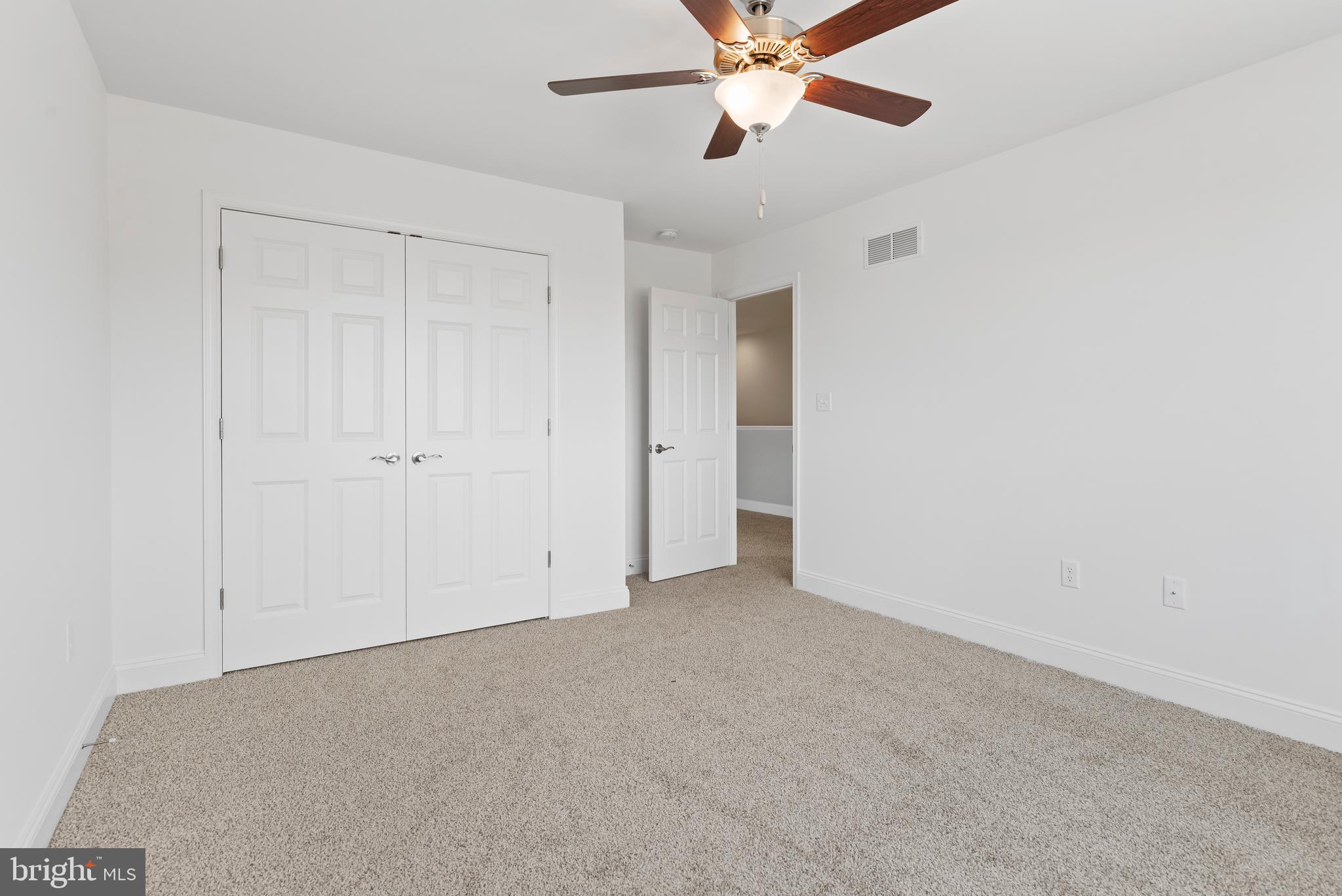 AUTUMN CHASE - Residential