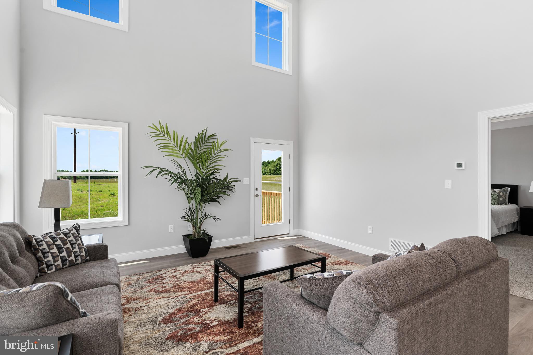 AUTUMN CHASE - Residential