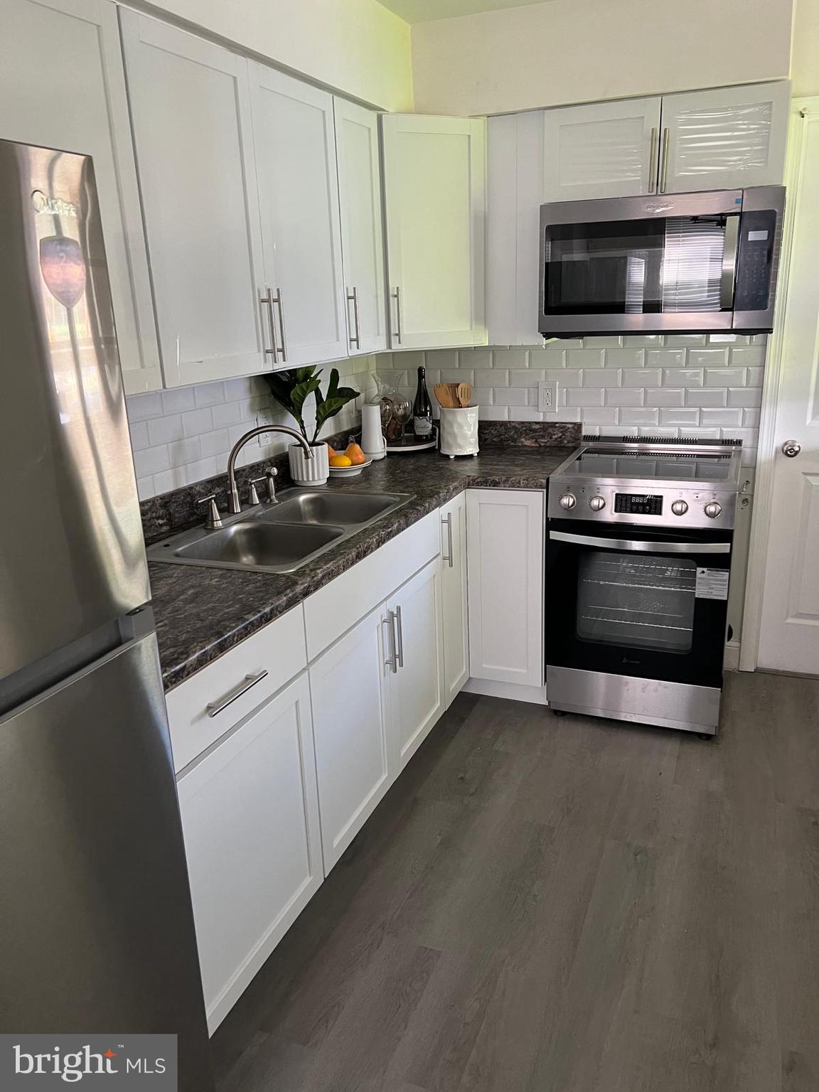 PIKESVILLE - Residential