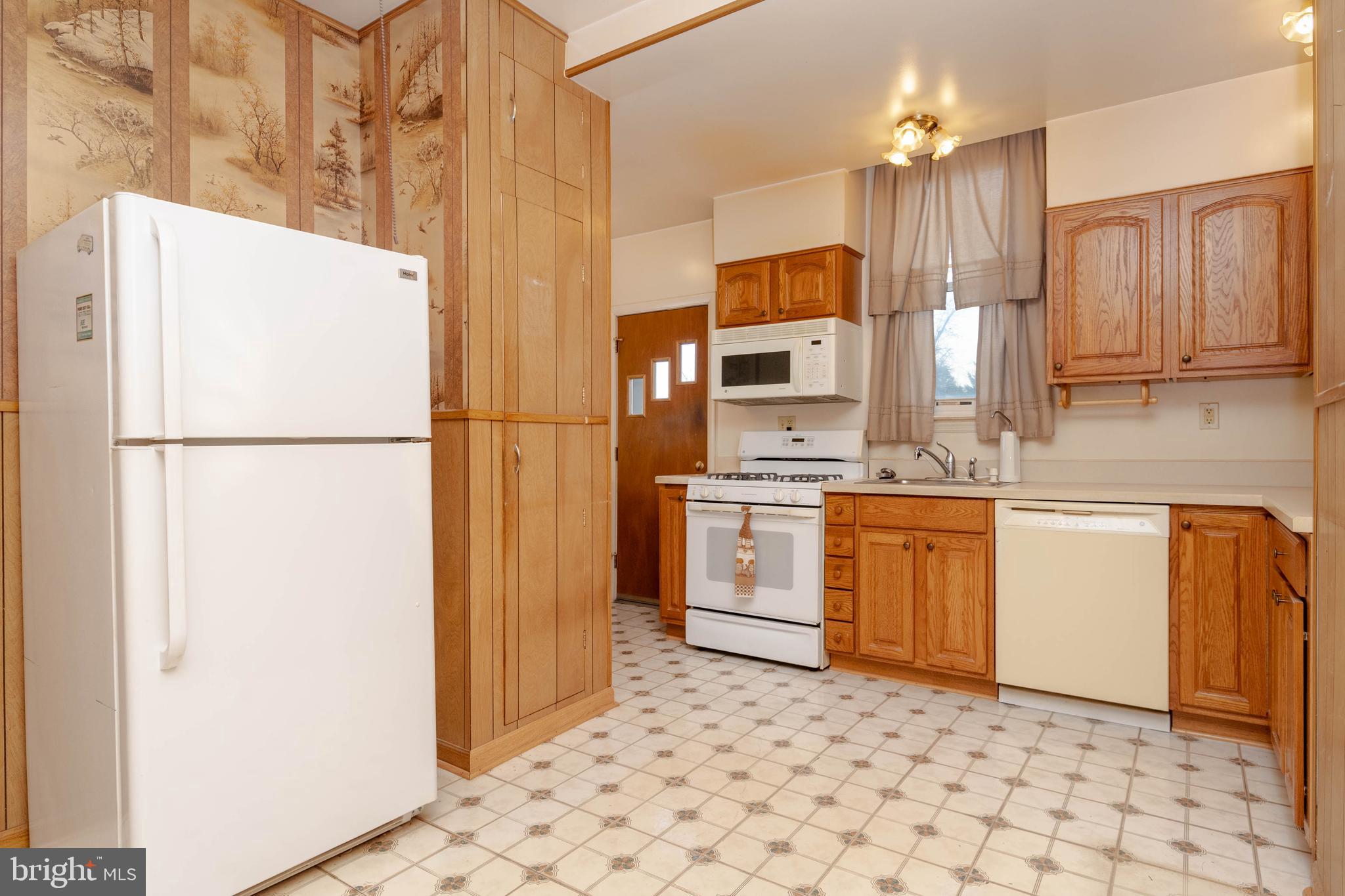 CALIFORNIA ORCHARDS - Residential