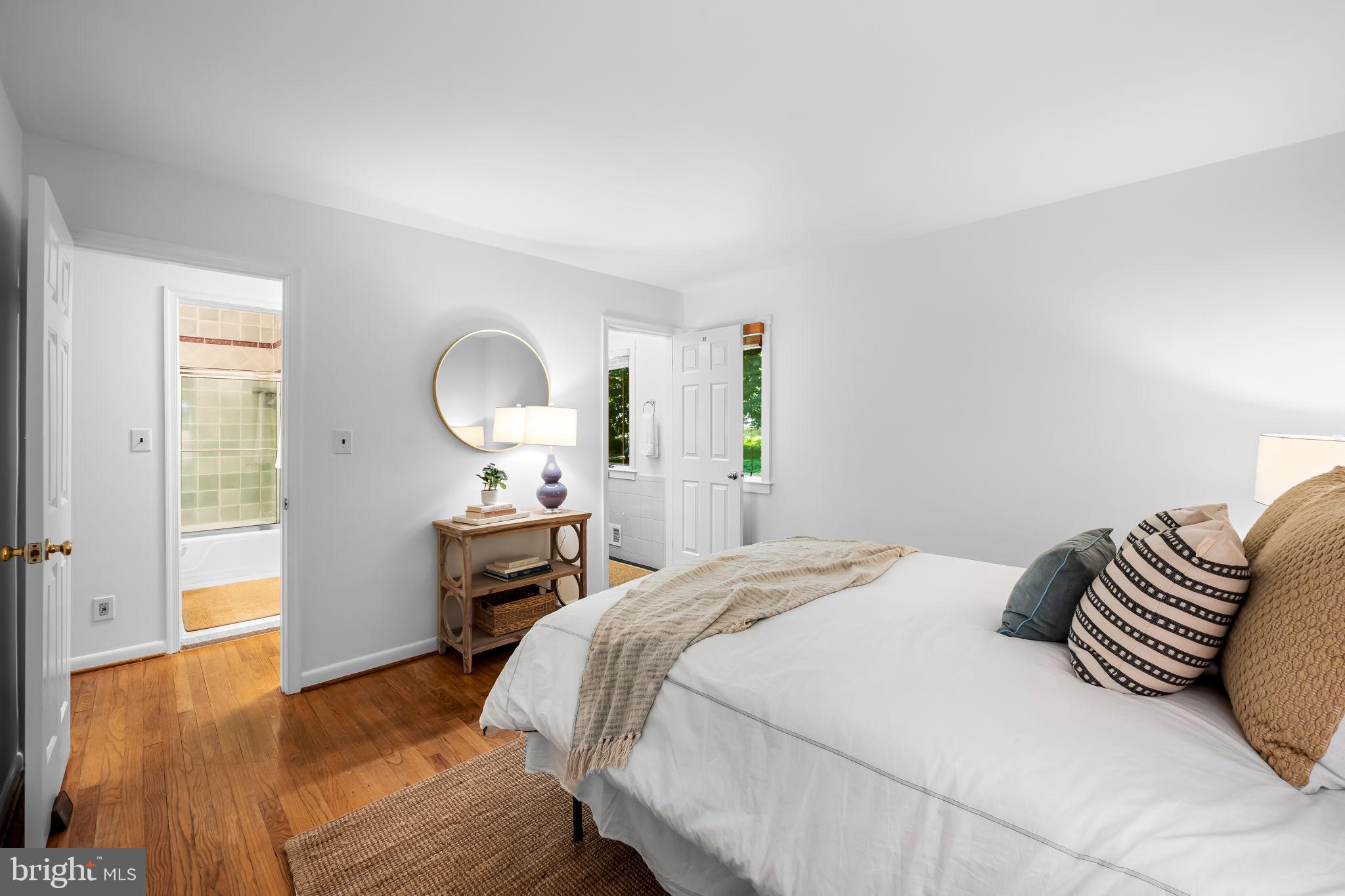 THE HILLSIDE AT SEMINARY - Residential