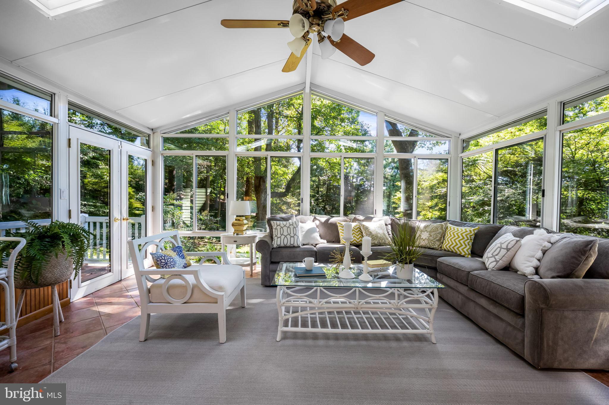 THE HILLSIDE AT SEMINARY - Residential