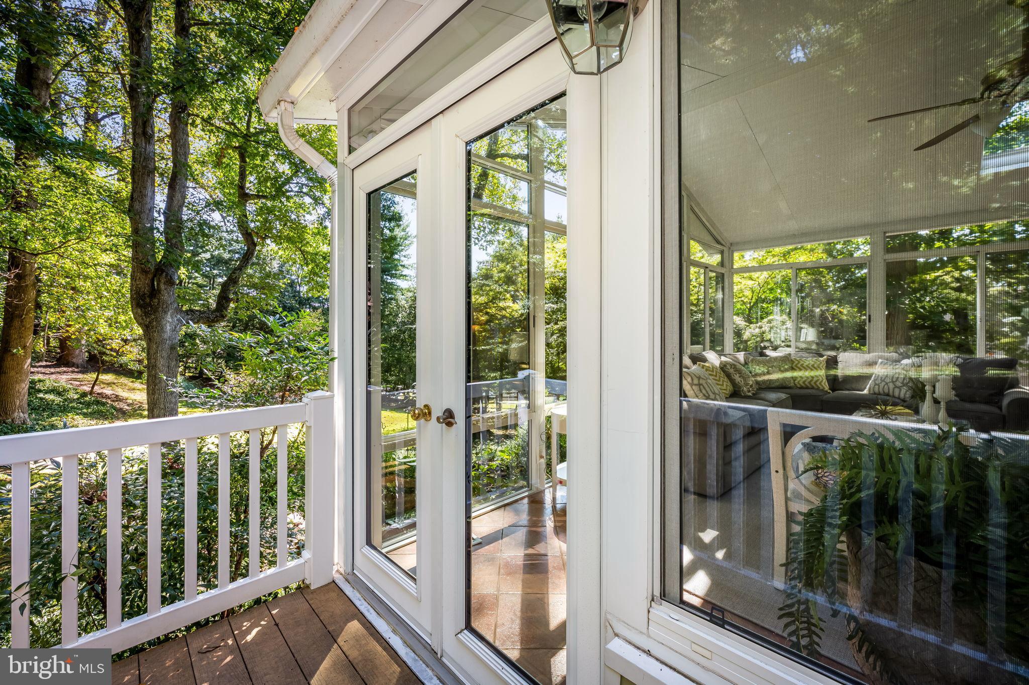 THE HILLSIDE AT SEMINARY - Residential