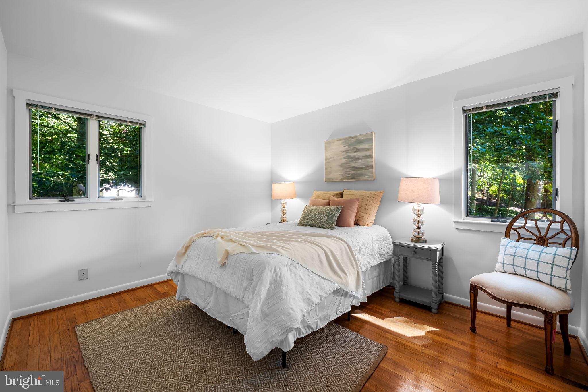 THE HILLSIDE AT SEMINARY - Residential