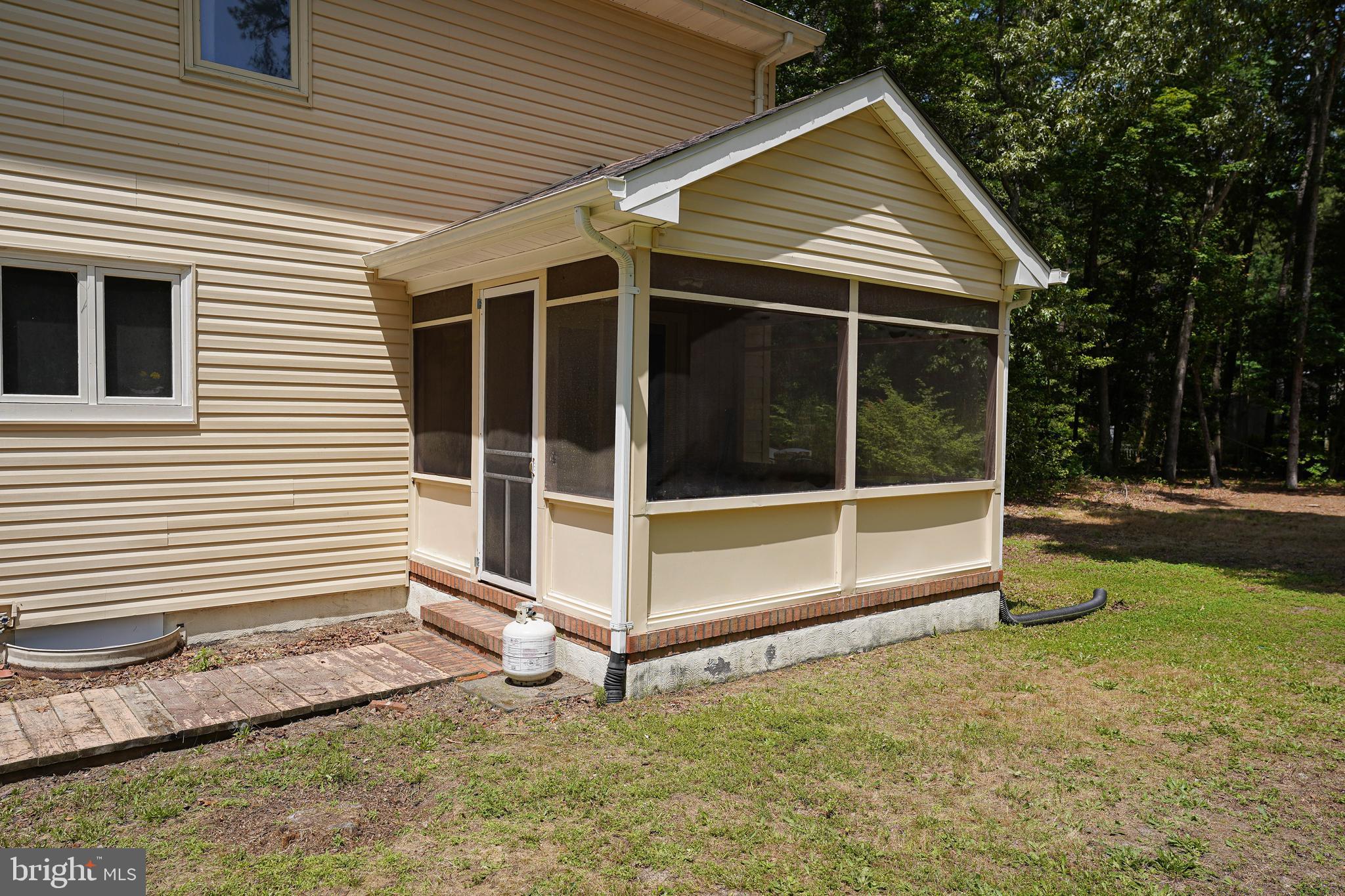 HIDE AWAY ACRES - Residential