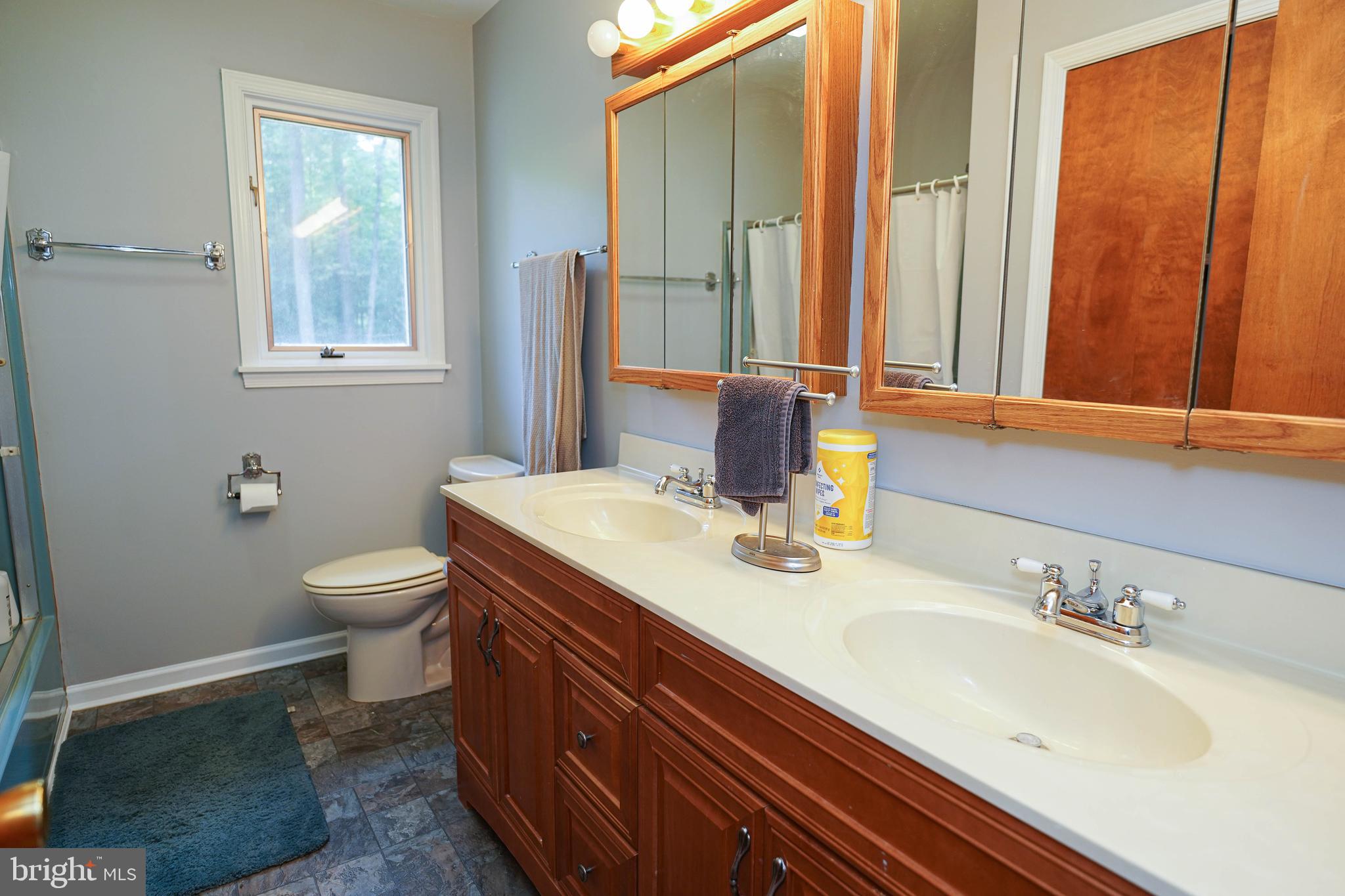 HIDE AWAY ACRES - Residential