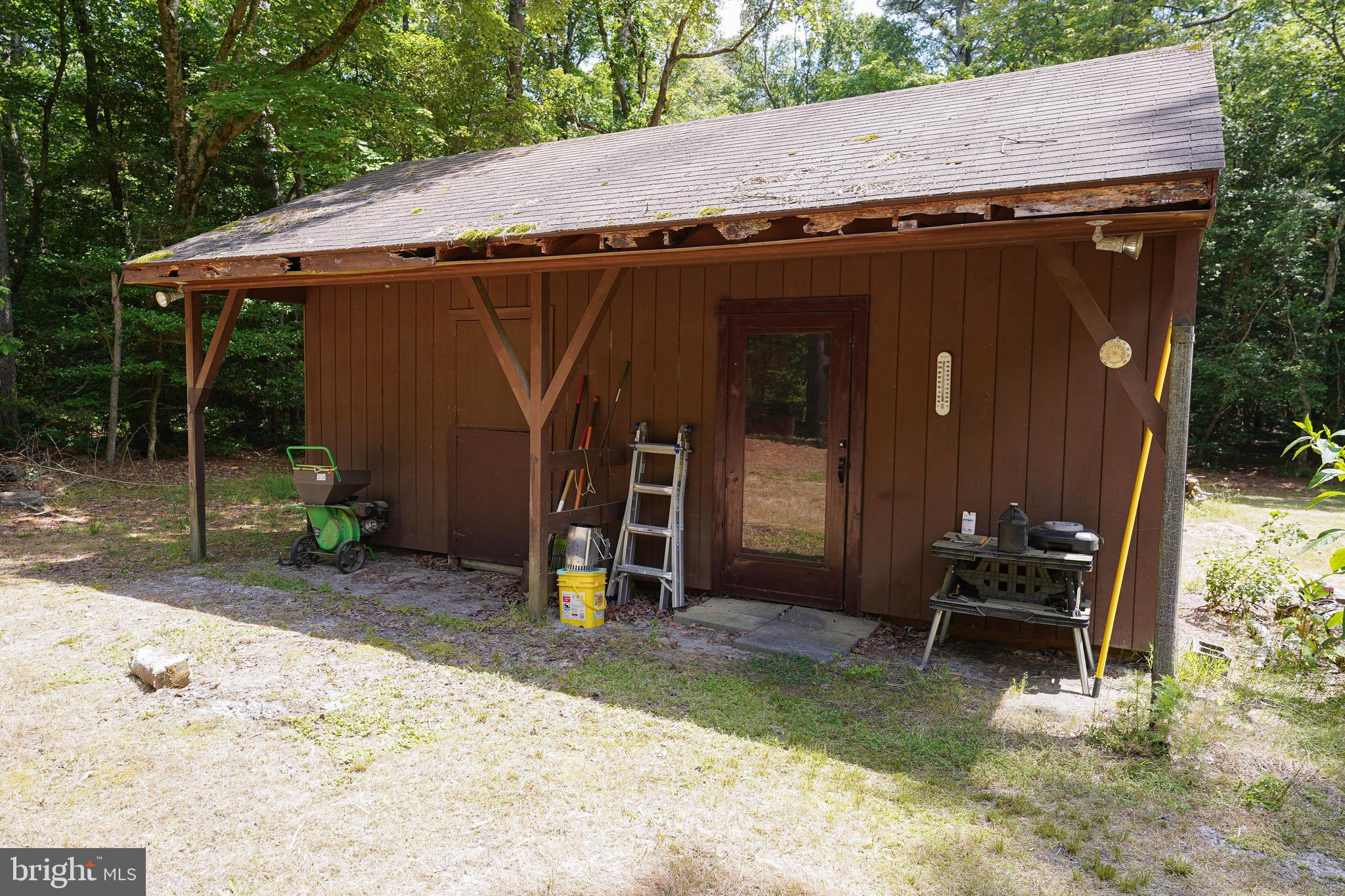 HIDE AWAY ACRES - Residential