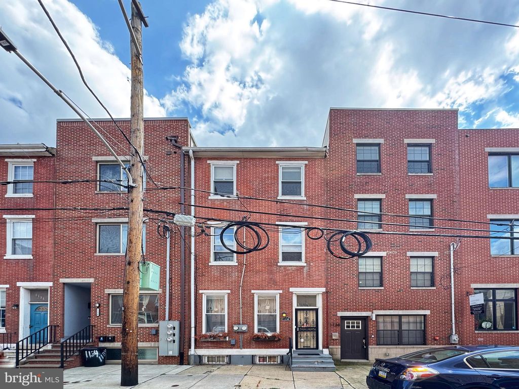 Photo of 1136 Mount Vernon Street, PHILADELPHIA, PA 19123 (MLS # PAPH2523666)