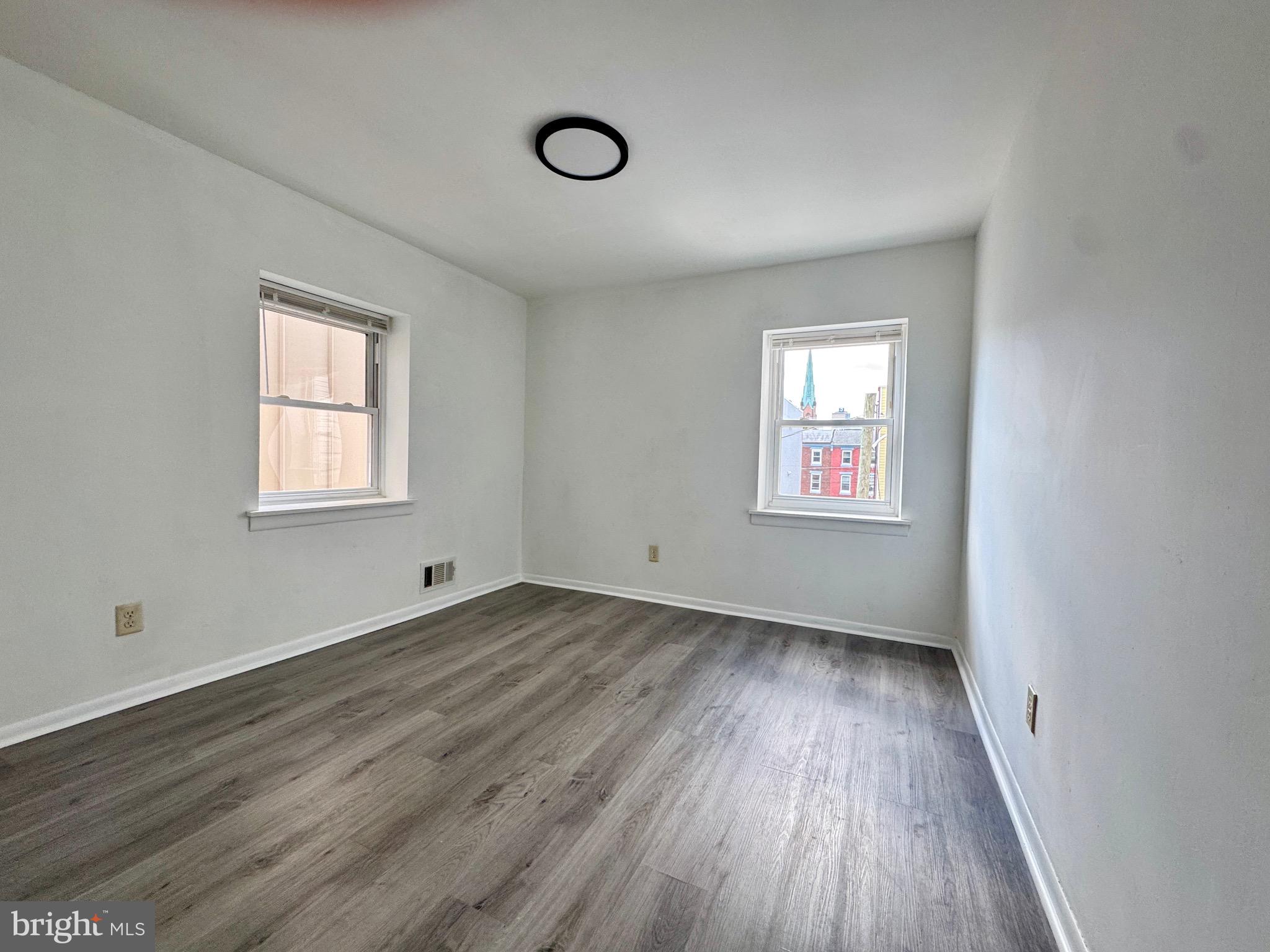 WEST POPLAR - Residential Lease