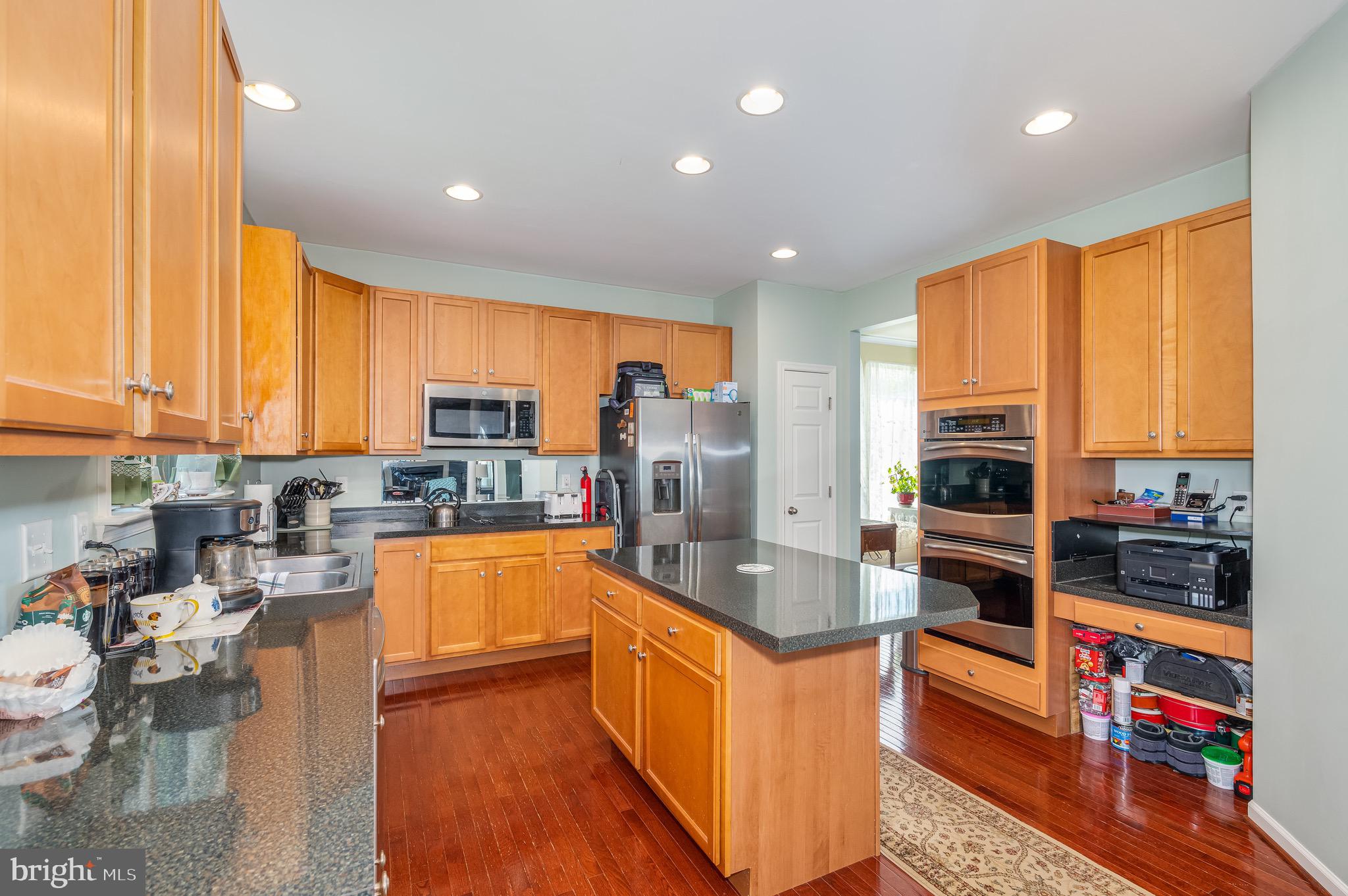 BROOKFIELD ON THE POTOMAC - Residential