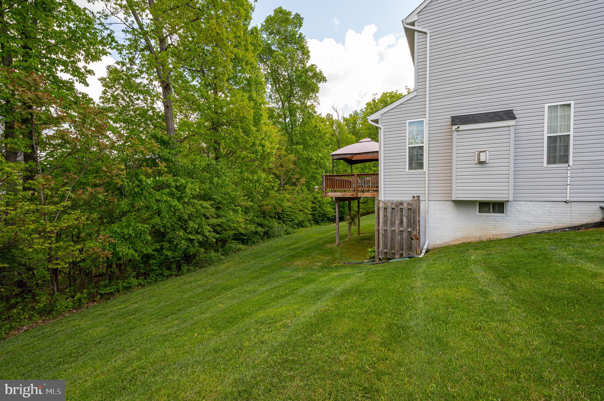 BROOKFIELD ON THE POTOMAC - Residential