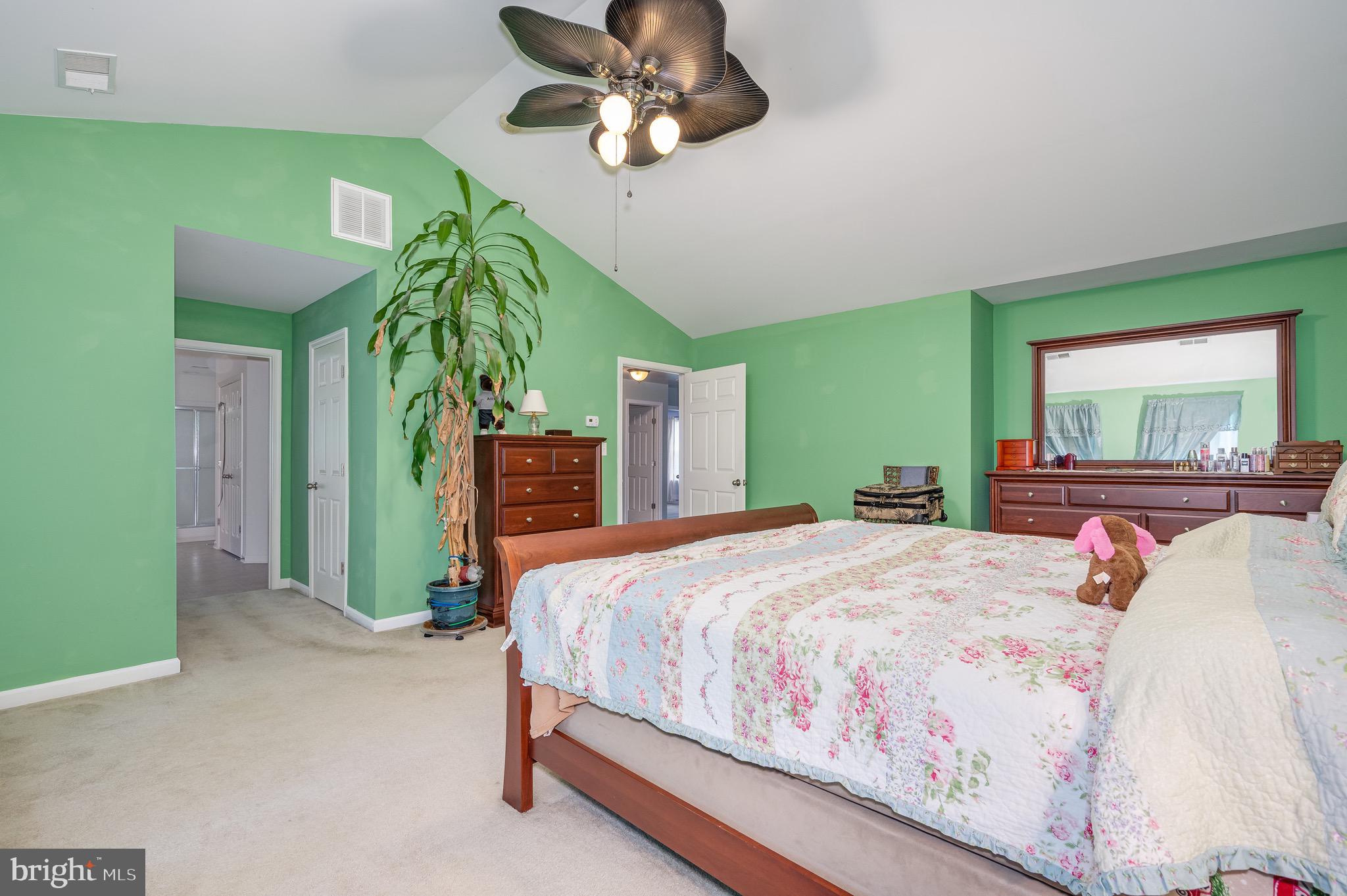 BROOKFIELD ON THE POTOMAC - Residential