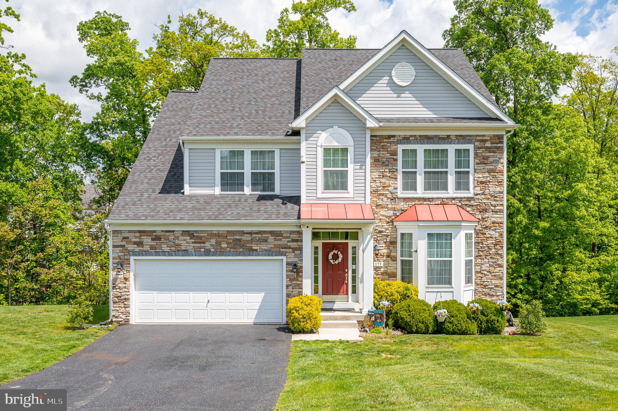 BROOKFIELD ON THE POTOMAC - Residential