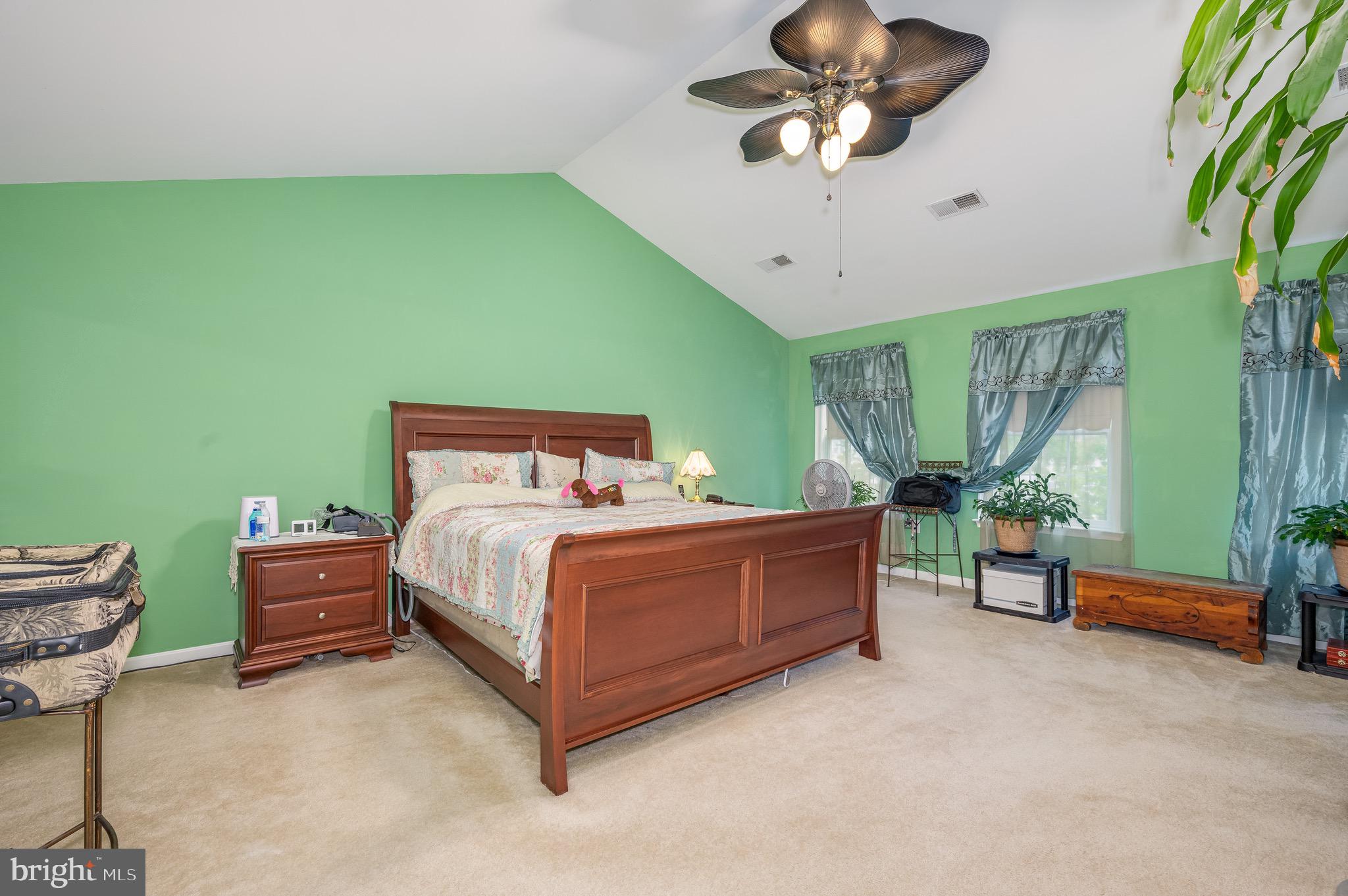 BROOKFIELD ON THE POTOMAC - Residential