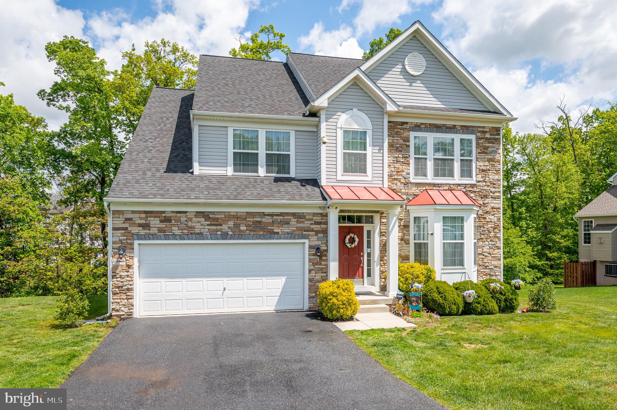 BROOKFIELD ON THE POTOMAC - Residential