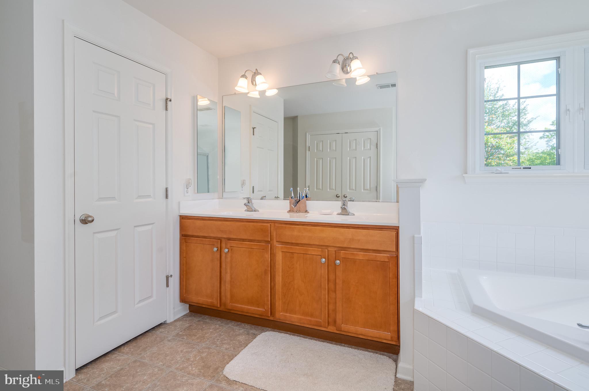 BROOKFIELD ON THE POTOMAC - Residential