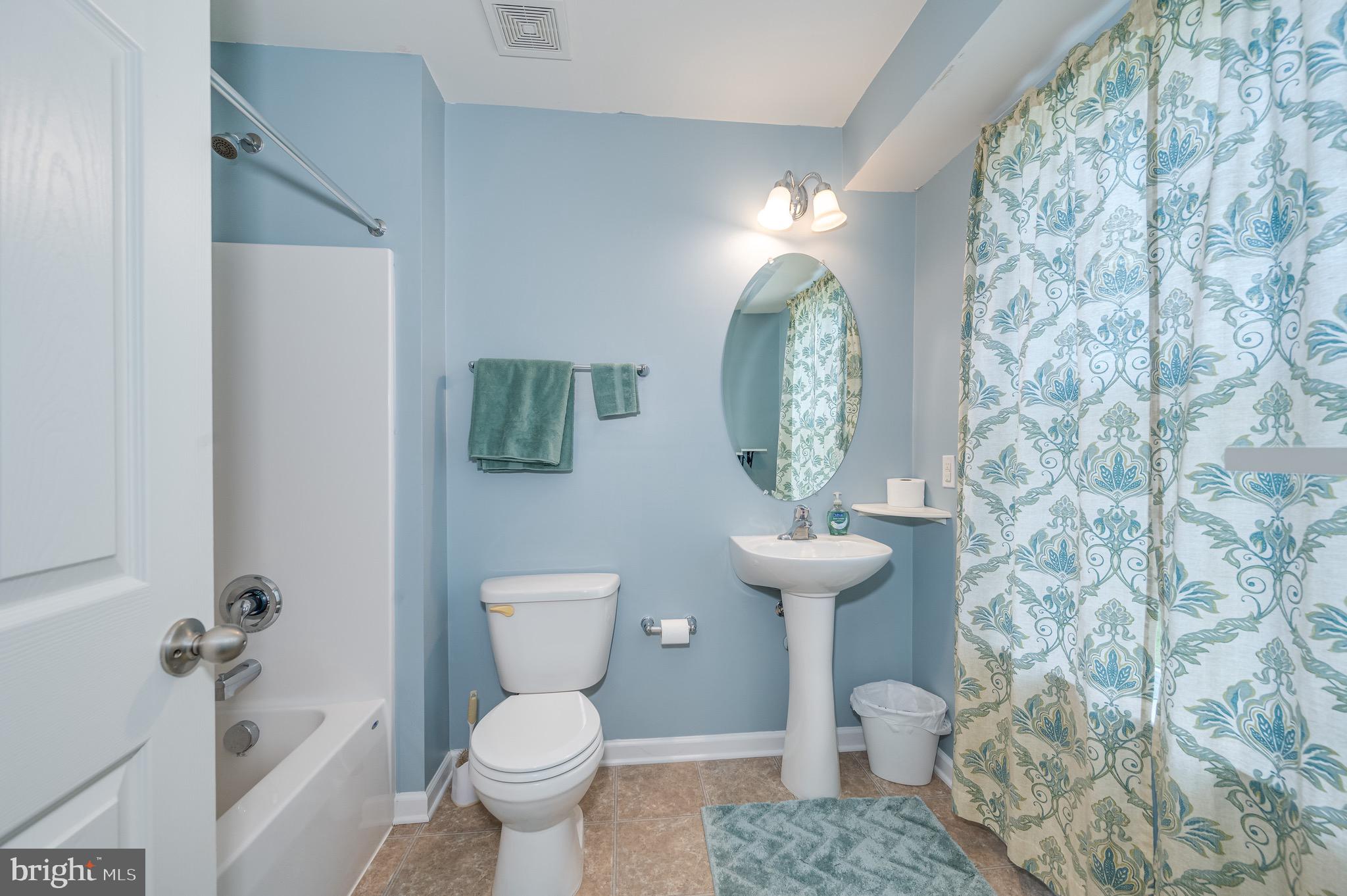 BROOKFIELD ON THE POTOMAC - Residential