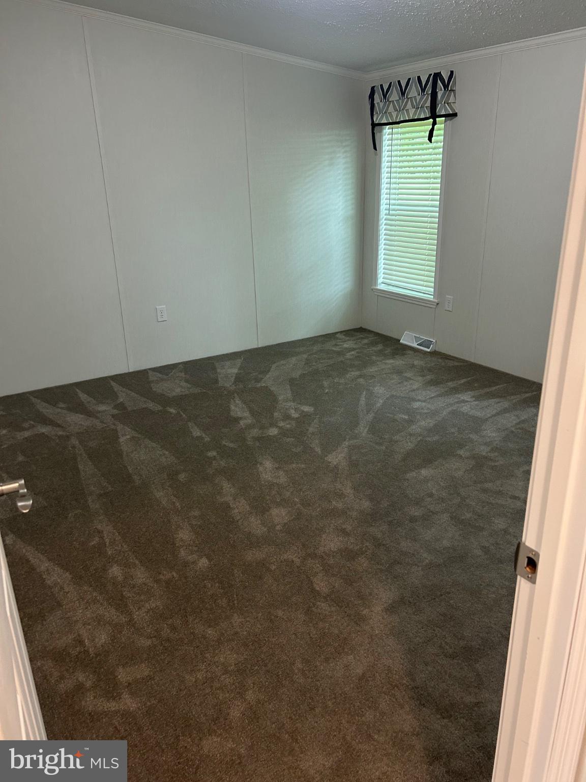 CRESTVIEW ACRES MHP - Residential