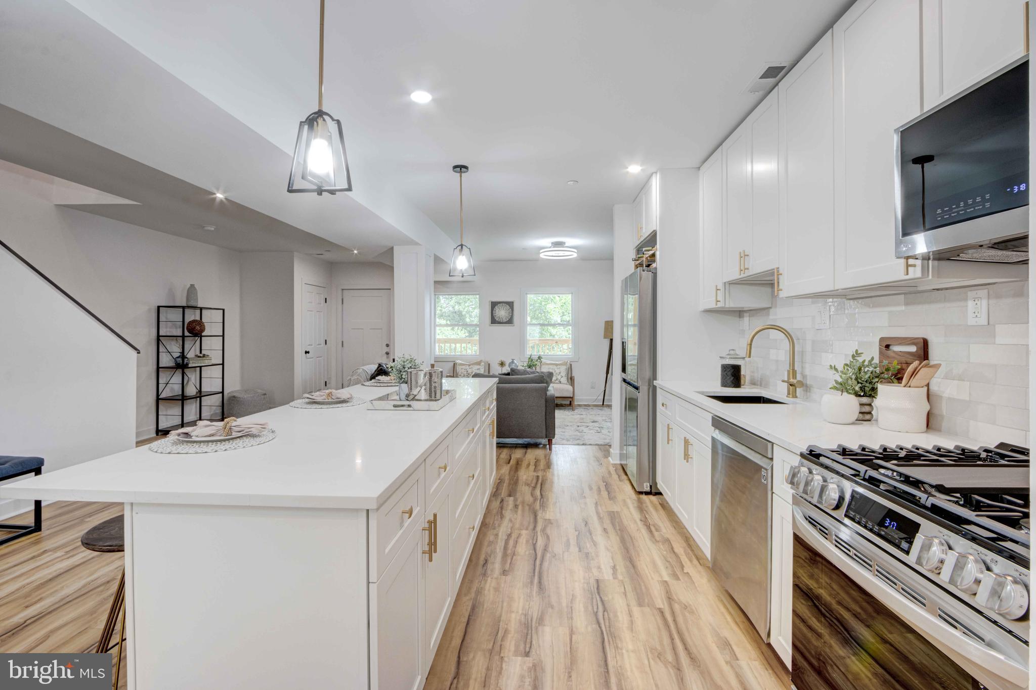 MOUNT HOLLY - Residential