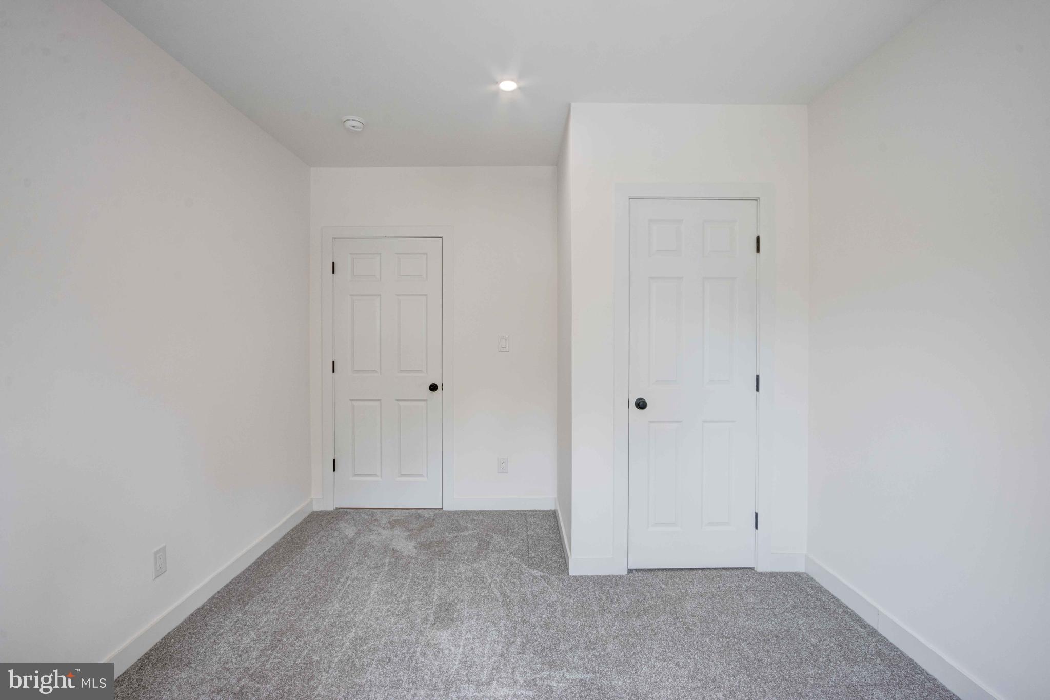 MOUNT HOLLY - Residential