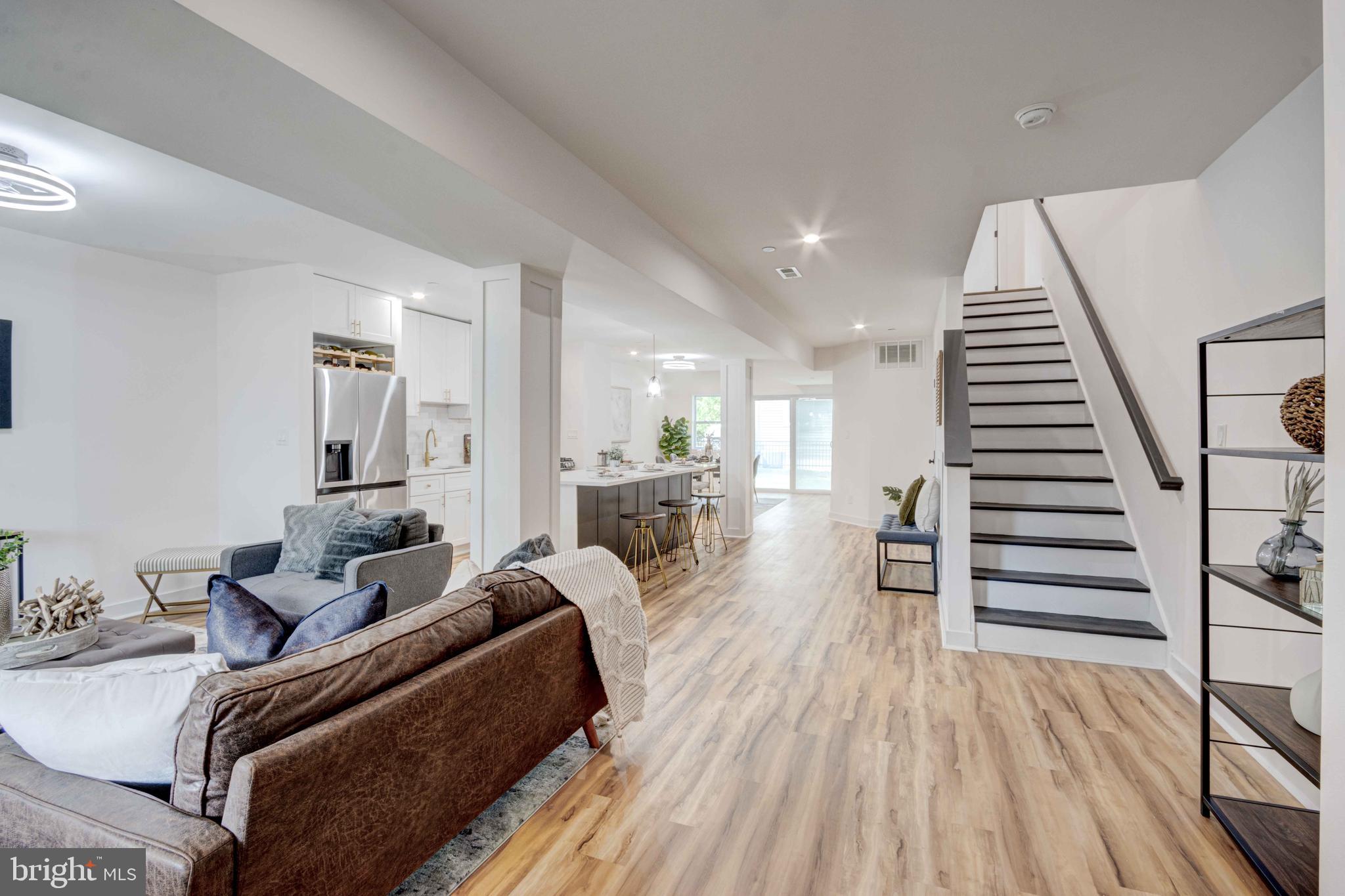 MOUNT HOLLY - Residential