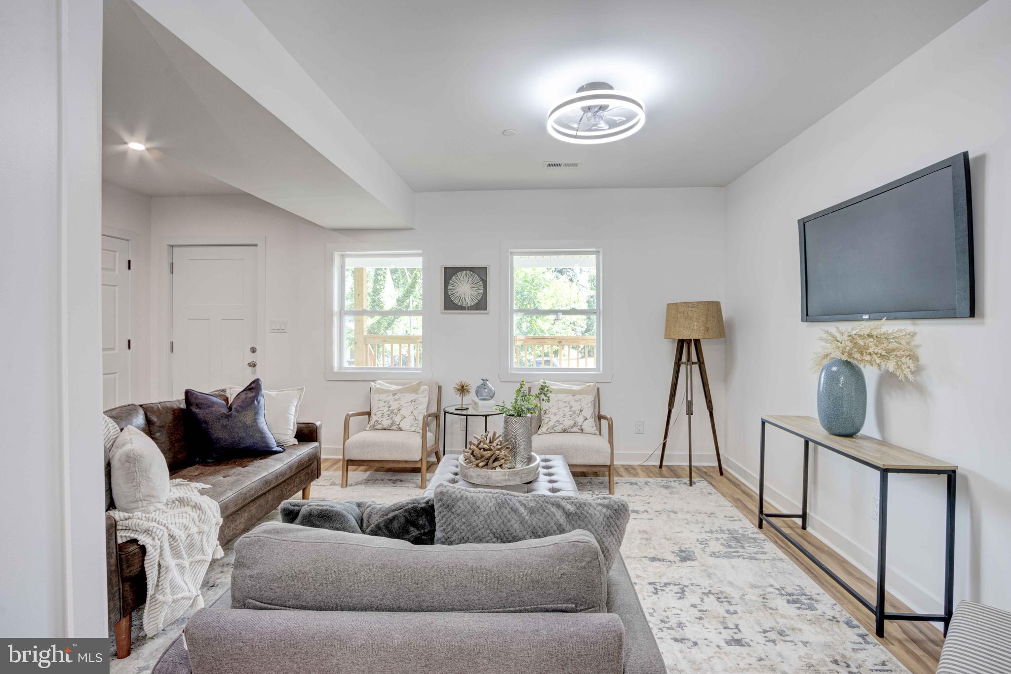 MOUNT HOLLY - Residential